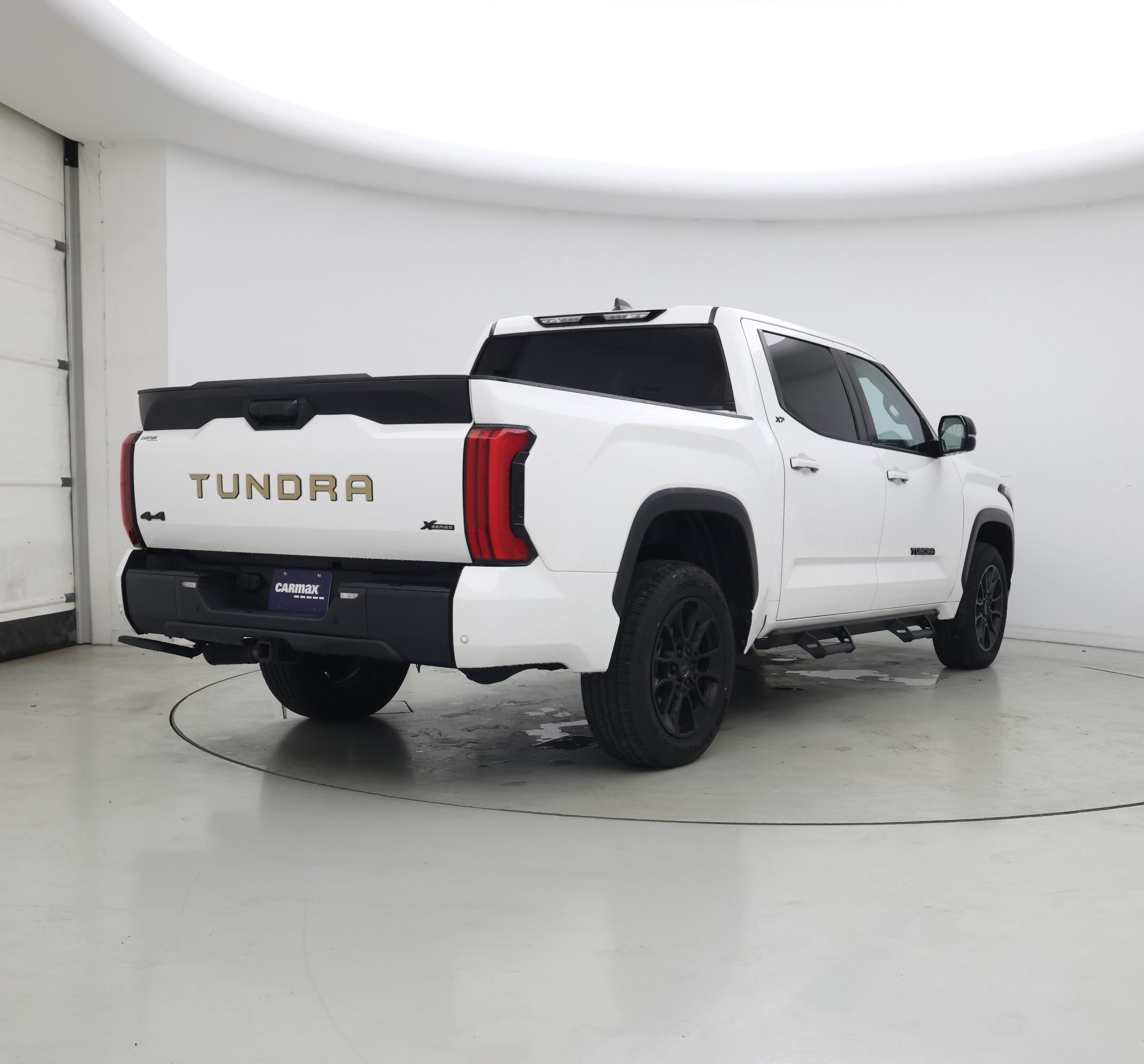 Thumbnail: 2024 Toyota Tundra - 8