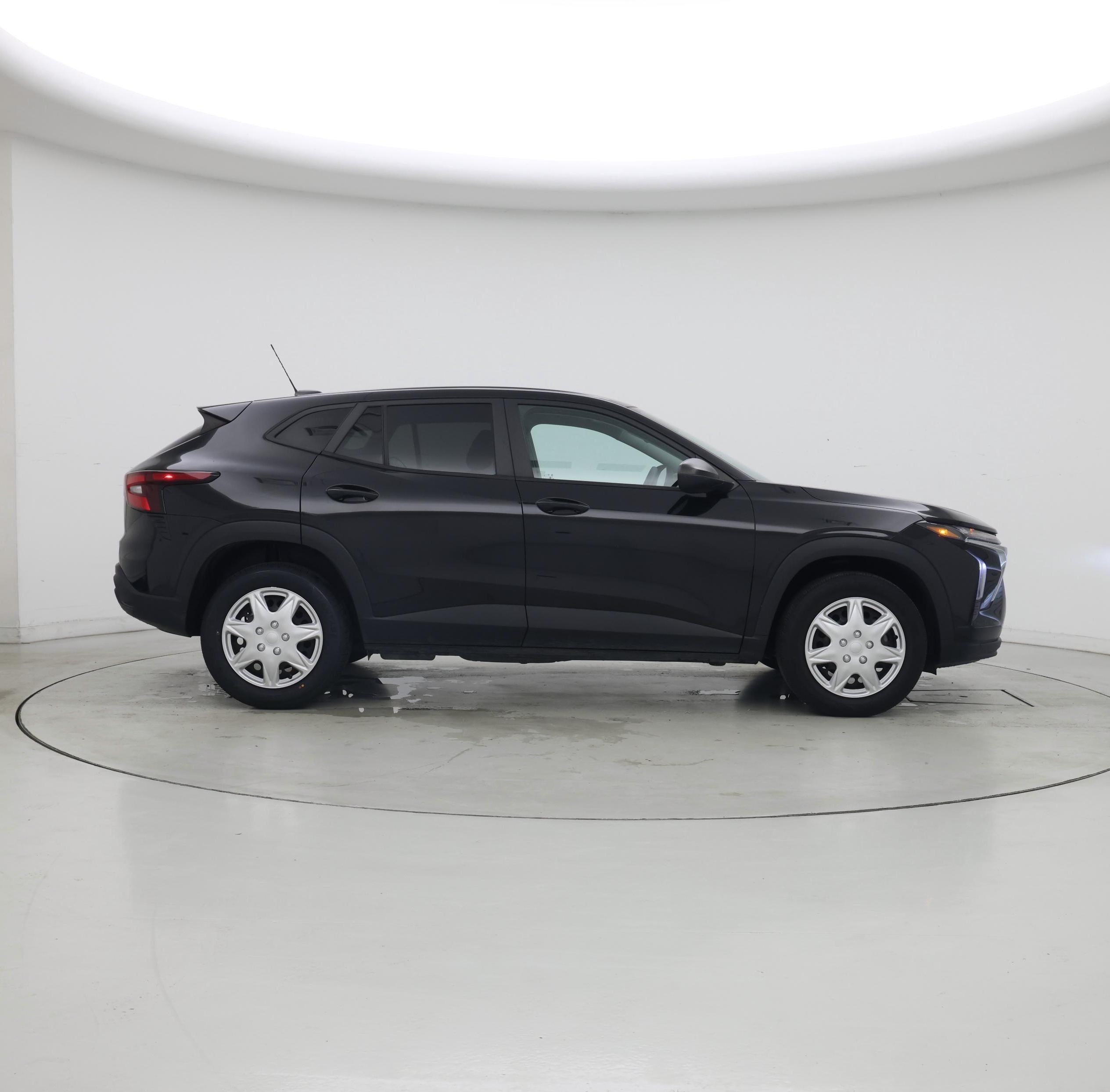 Thumbnail: 2024 Chevrolet Trax - 7