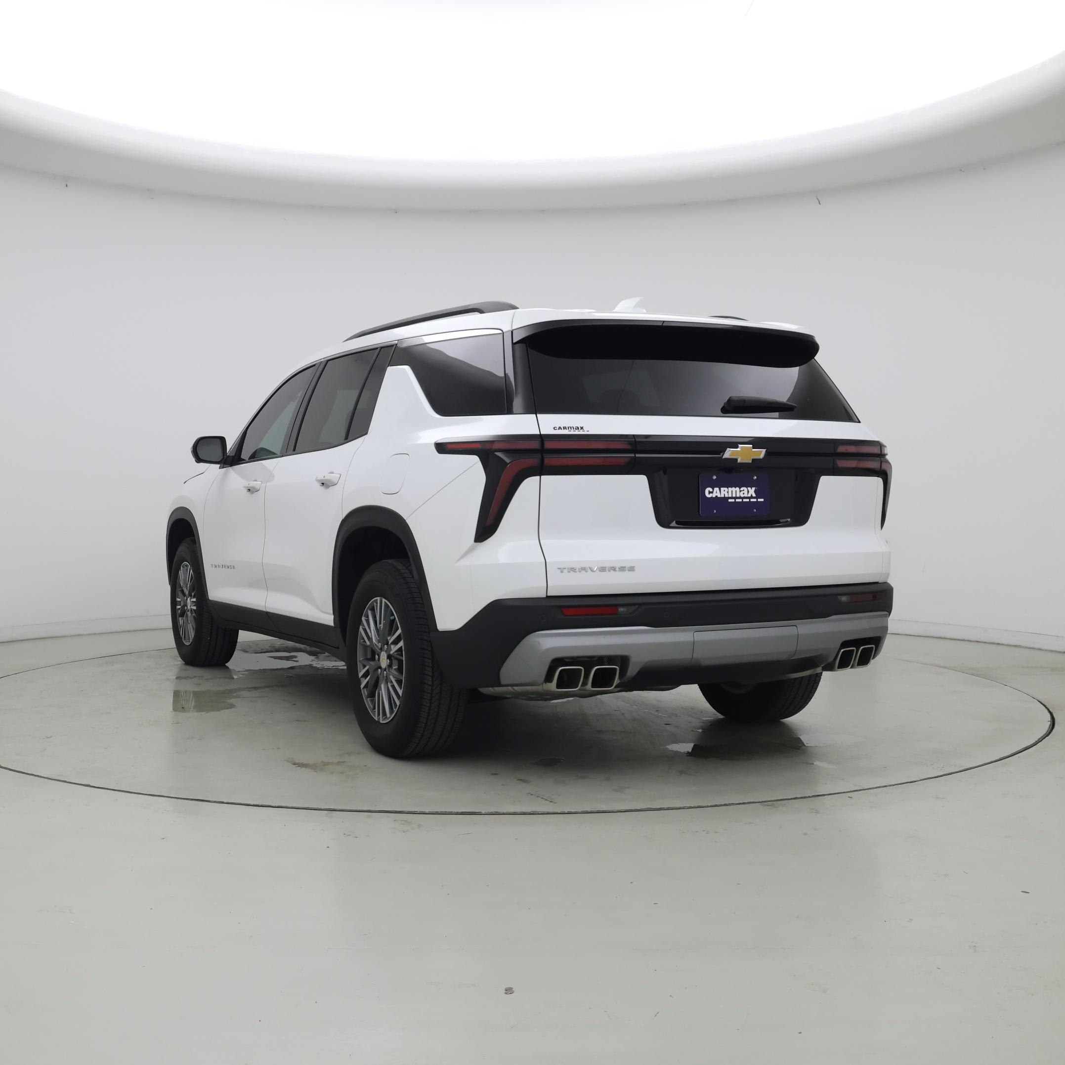 Thumbnail: 2025 Chevrolet Traverse - 2