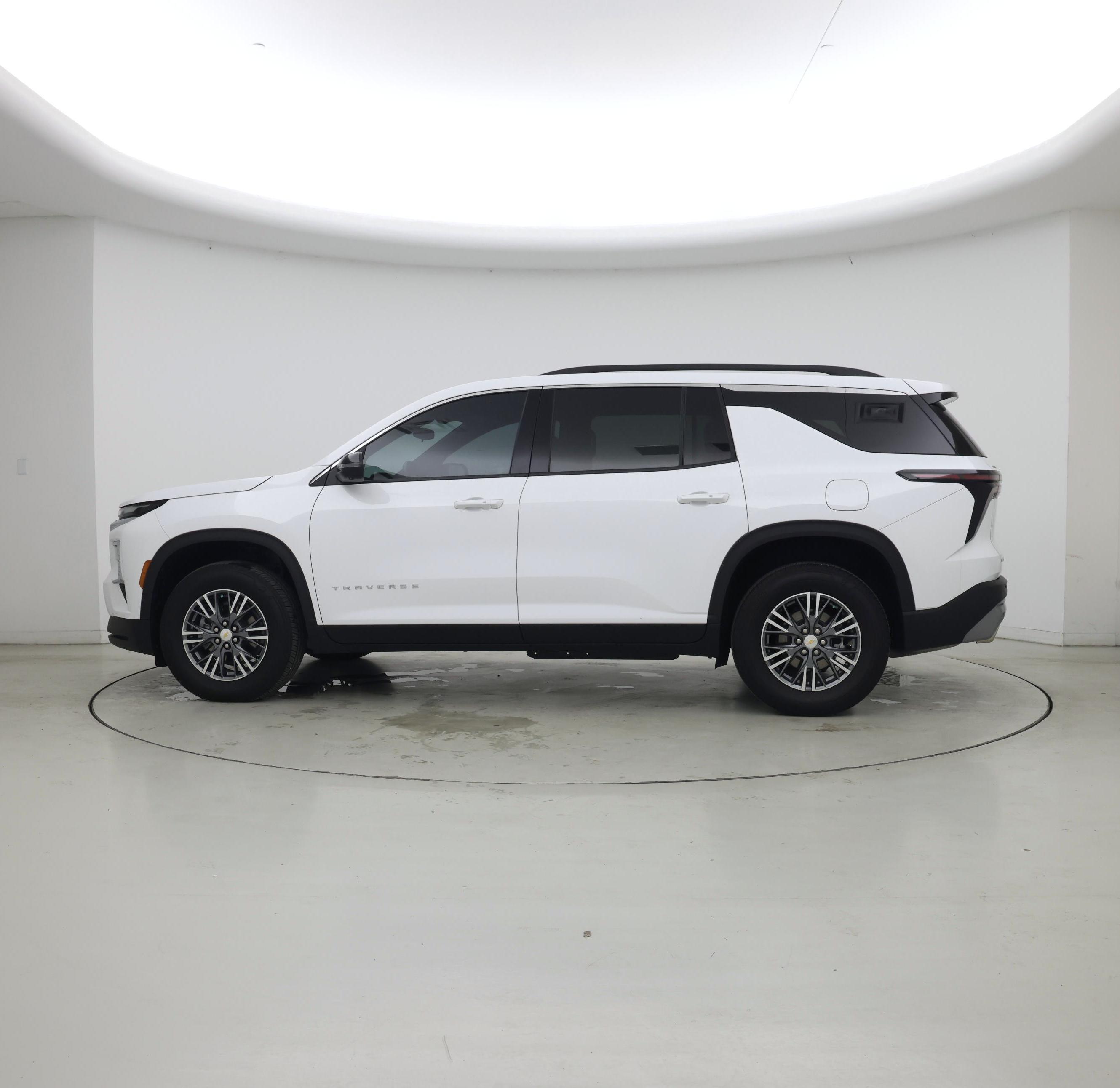 Thumbnail: 2025 Chevrolet Traverse - 3