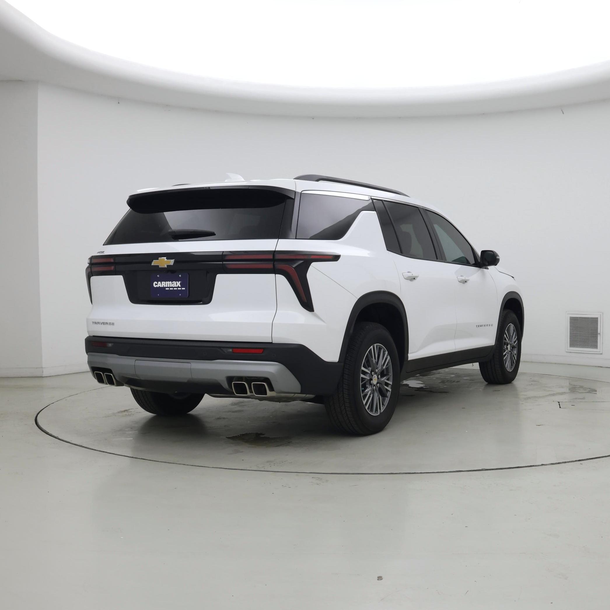 Thumbnail: 2025 Chevrolet Traverse - 8