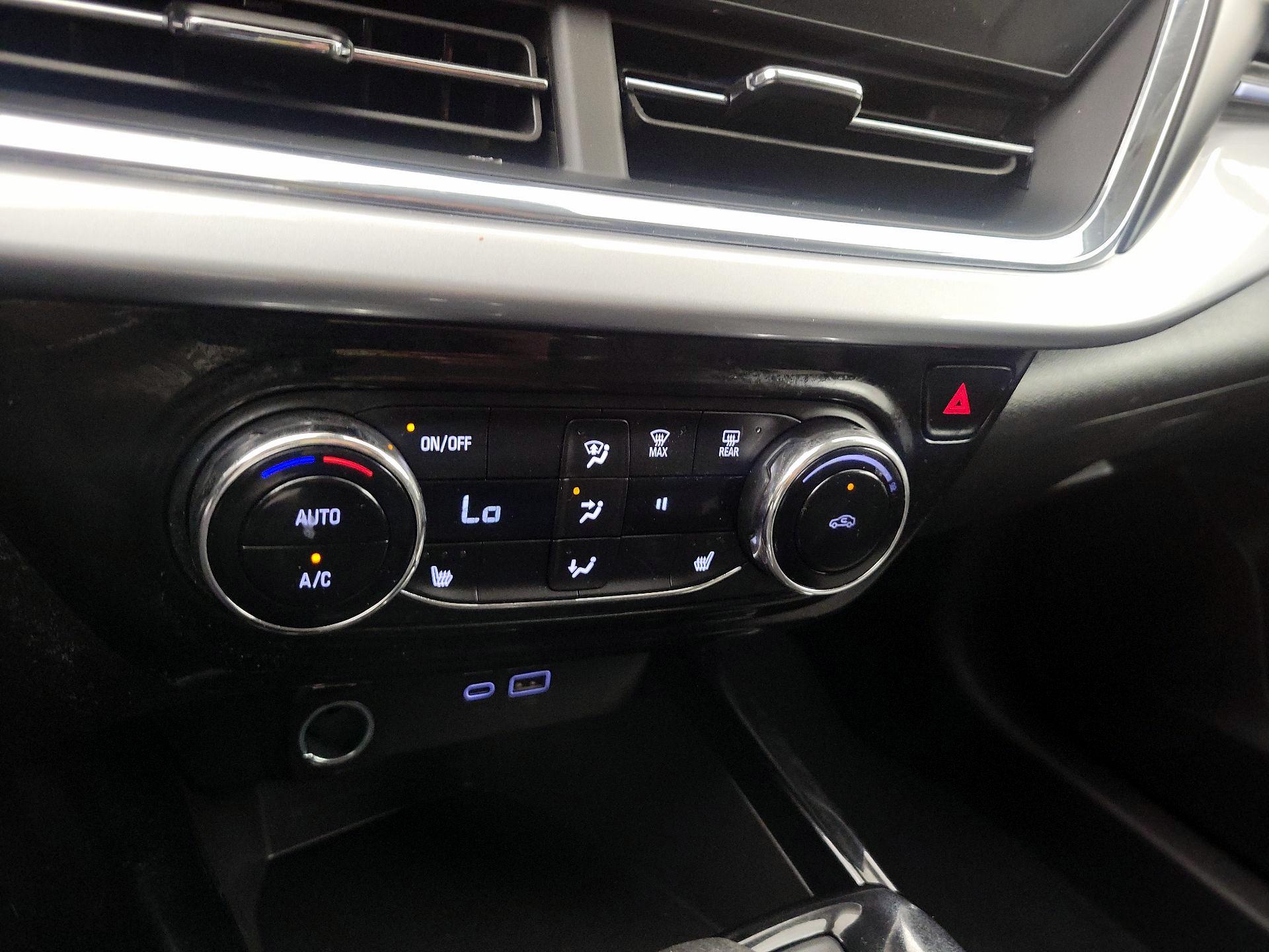 Thumbnail: 2025 Chevrolet Trax - 16