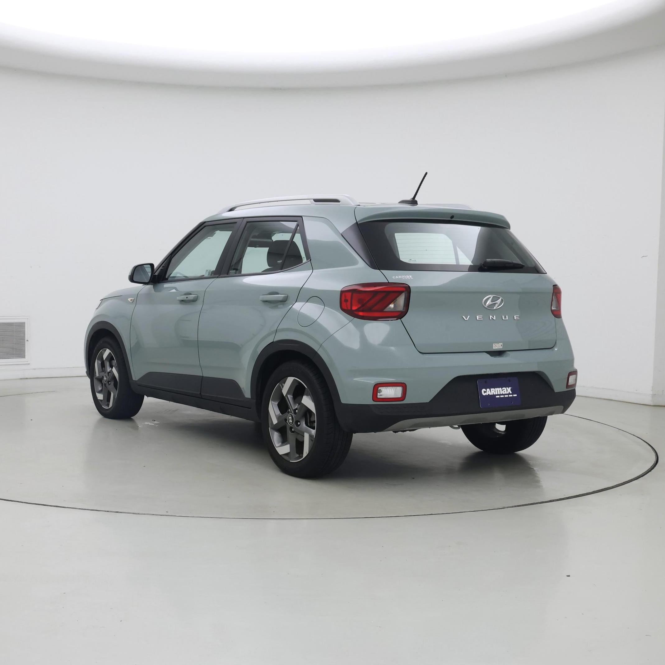 Thumbnail: 2025 Hyundai Venue - 2