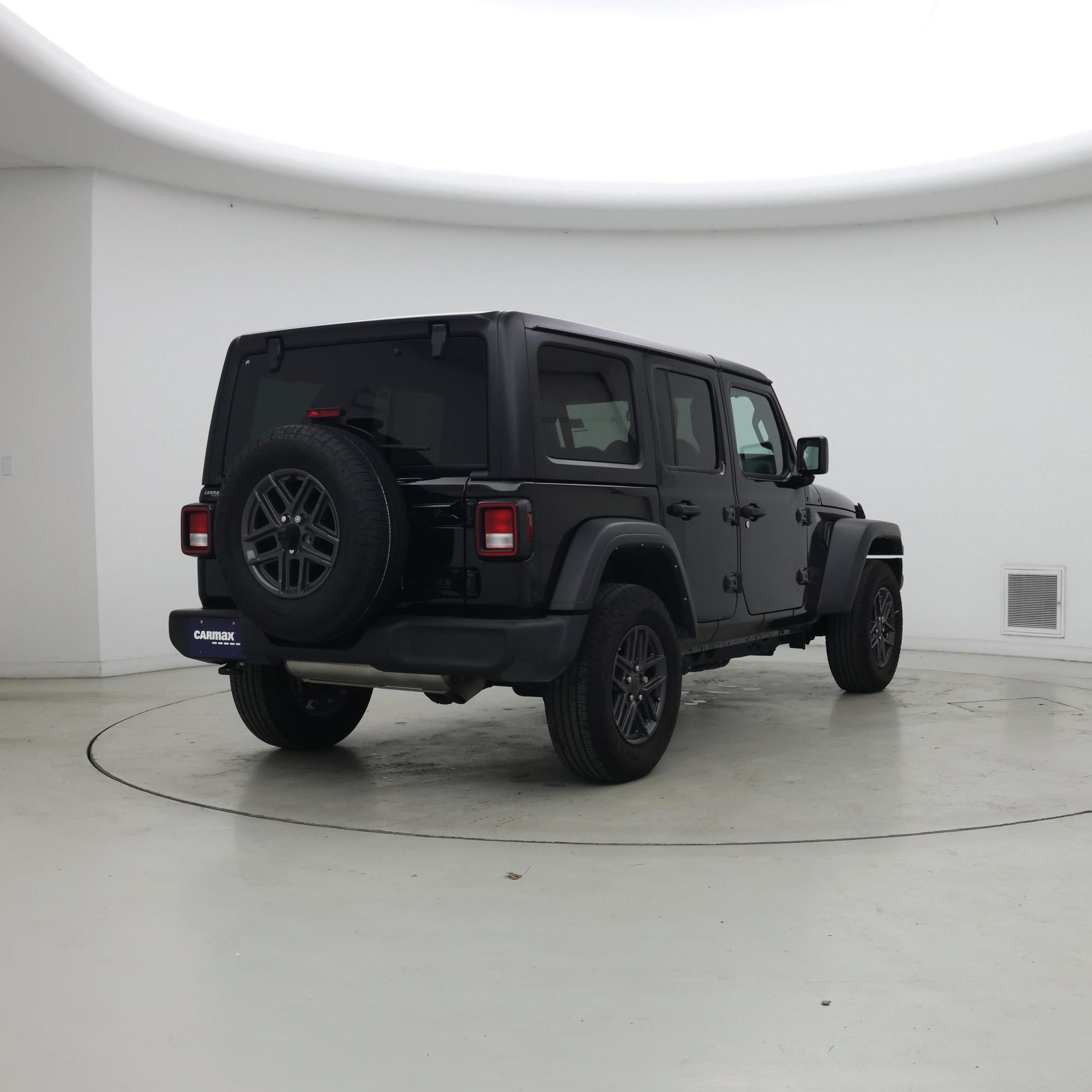 Thumbnail: 2024 Jeep Wrangler - 8