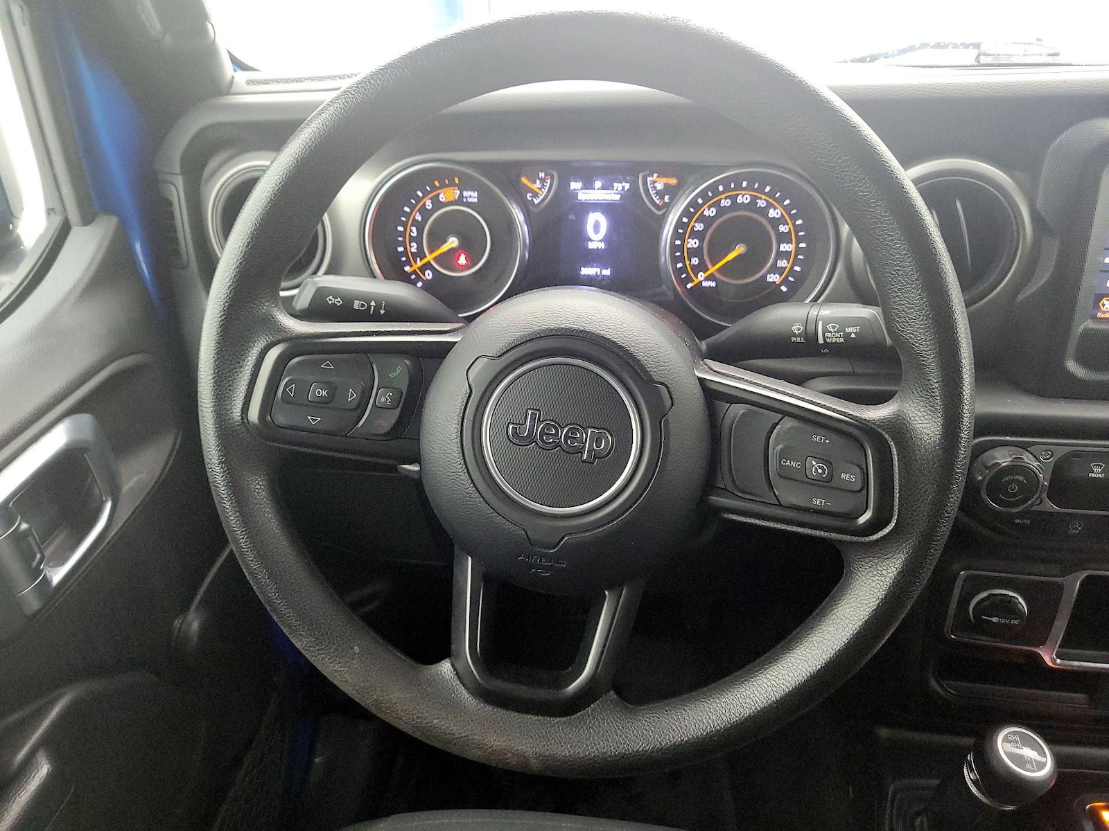 Photo 11
