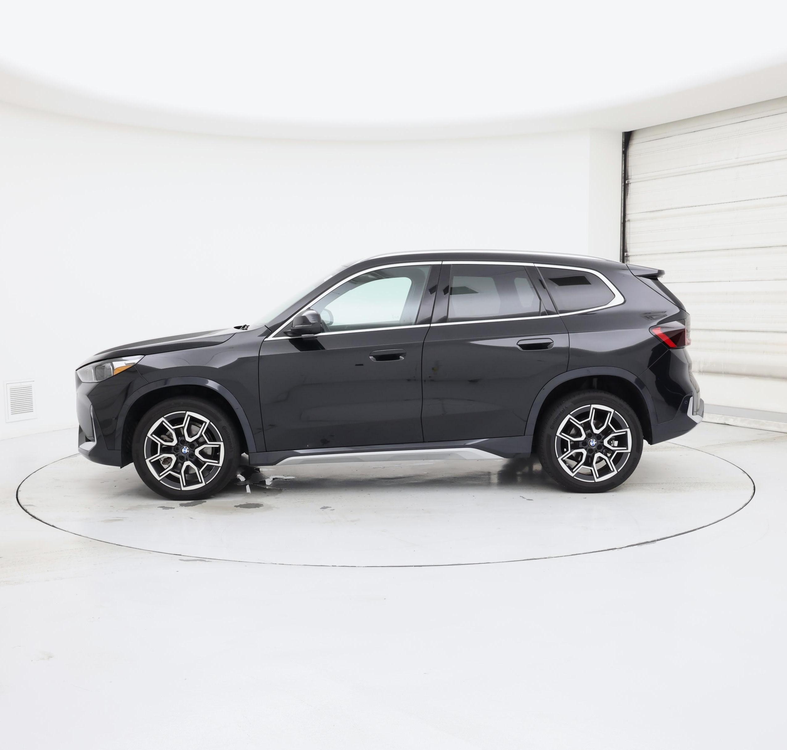 Thumbnail: 2025 BMW X1 - 3