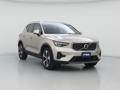 2024 Volvo XC40 B5 Plus Bright Theme