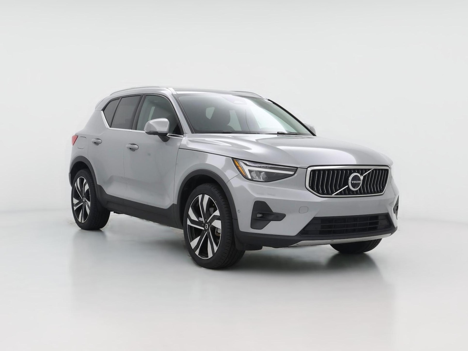 2024 Volvo XC40