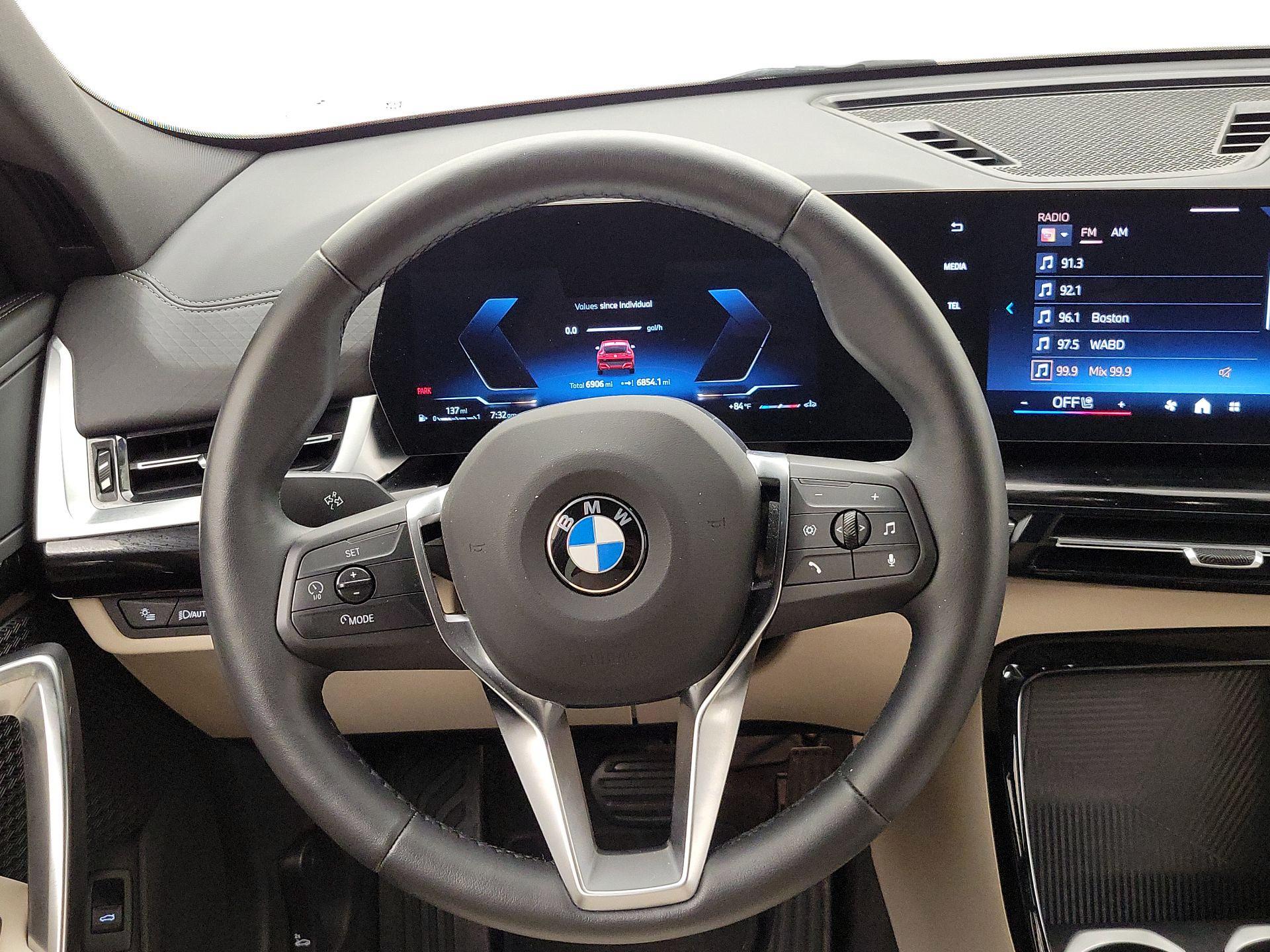Thumbnail: 2025 BMW X2 - 10