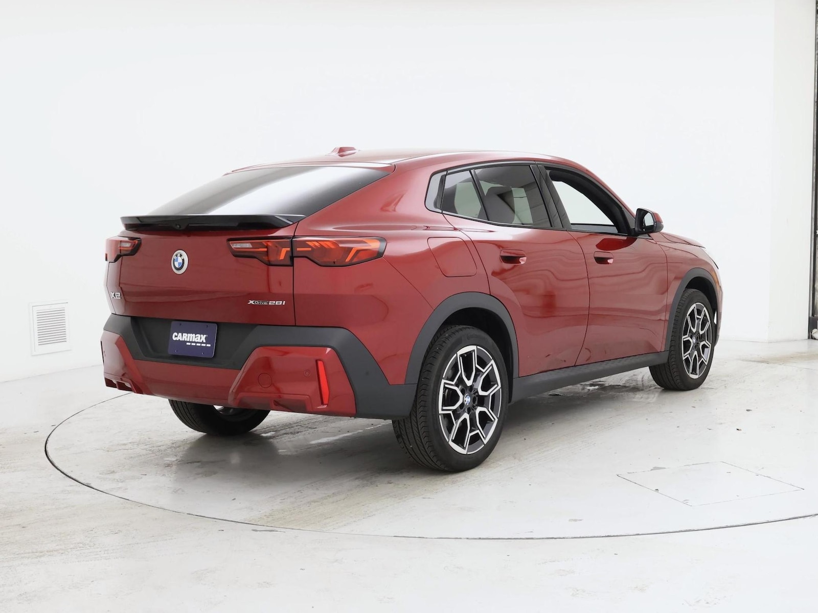2025 BMW X2 28i - Photo 9