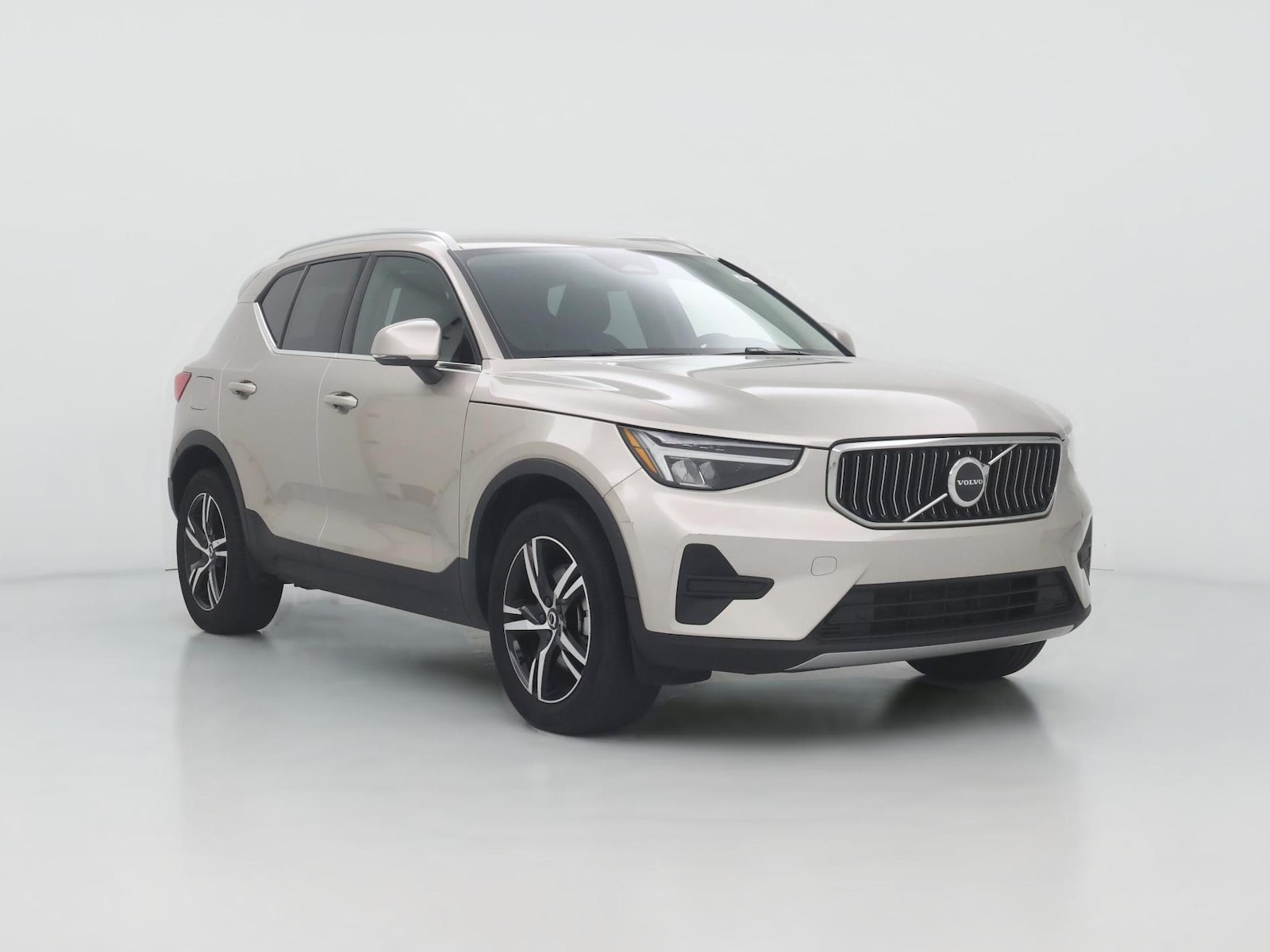 2024 Volvo XC40