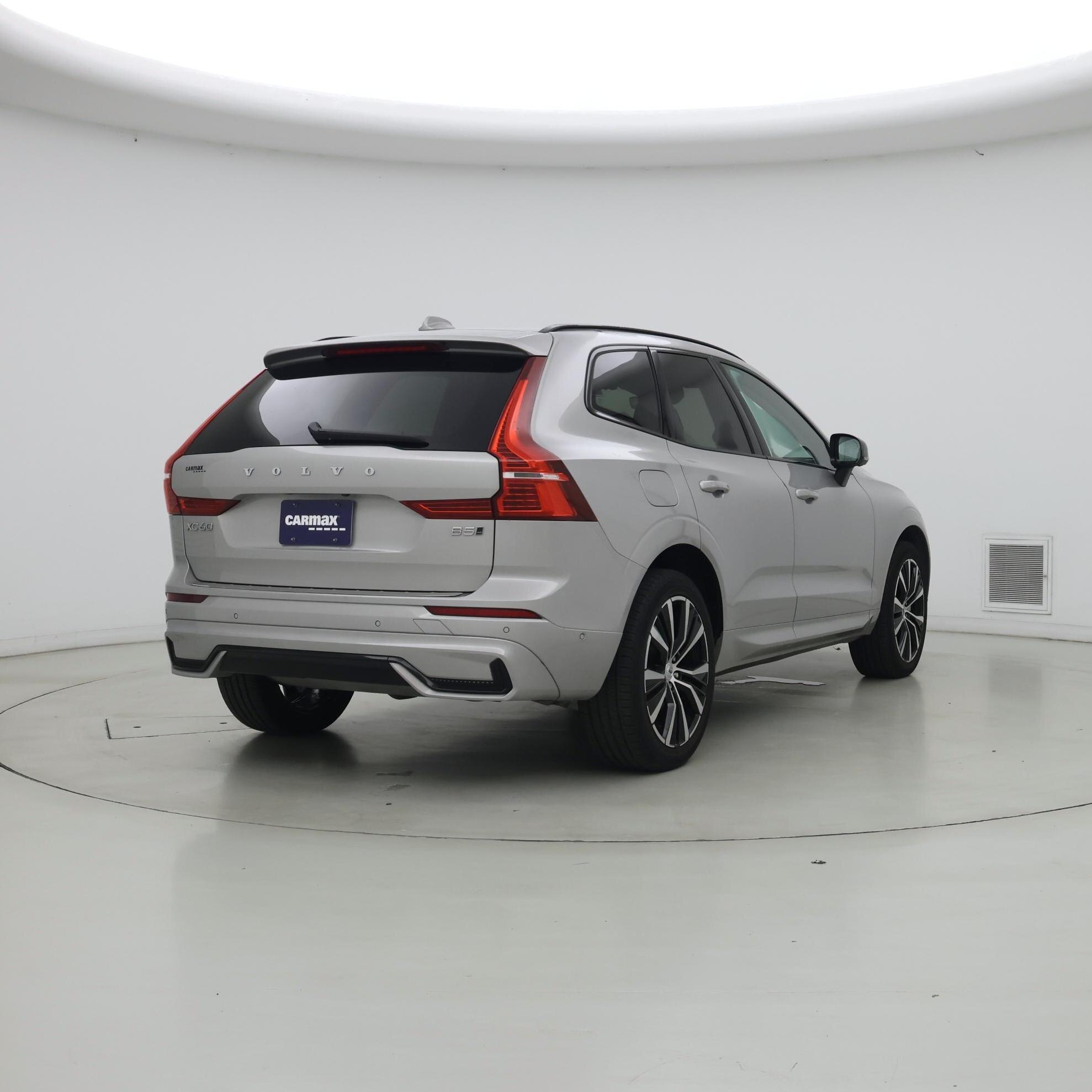 Thumbnail: 2024 Volvo XC60 - 8
