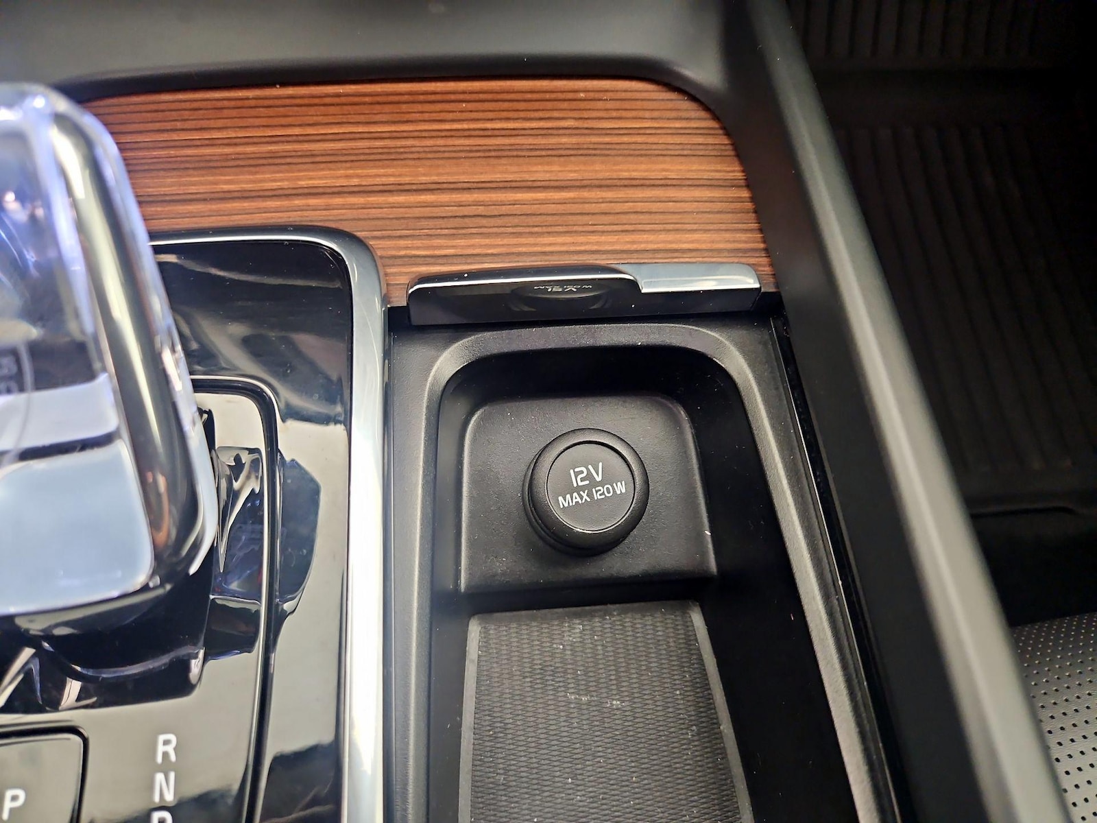 2024 Volvo XC60 Ultimate - Photo 20