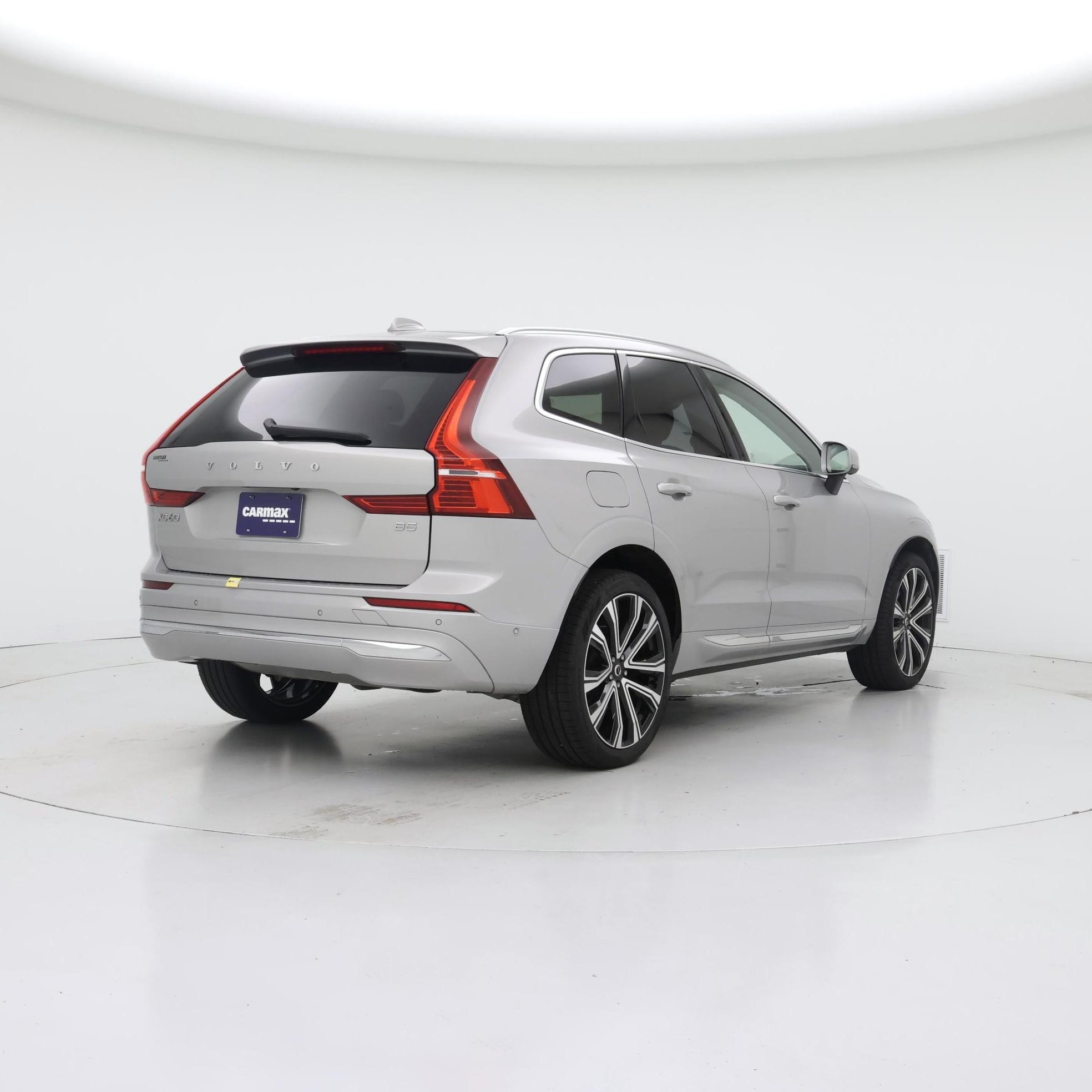 Thumbnail: 2023 Volvo XC60 - 8