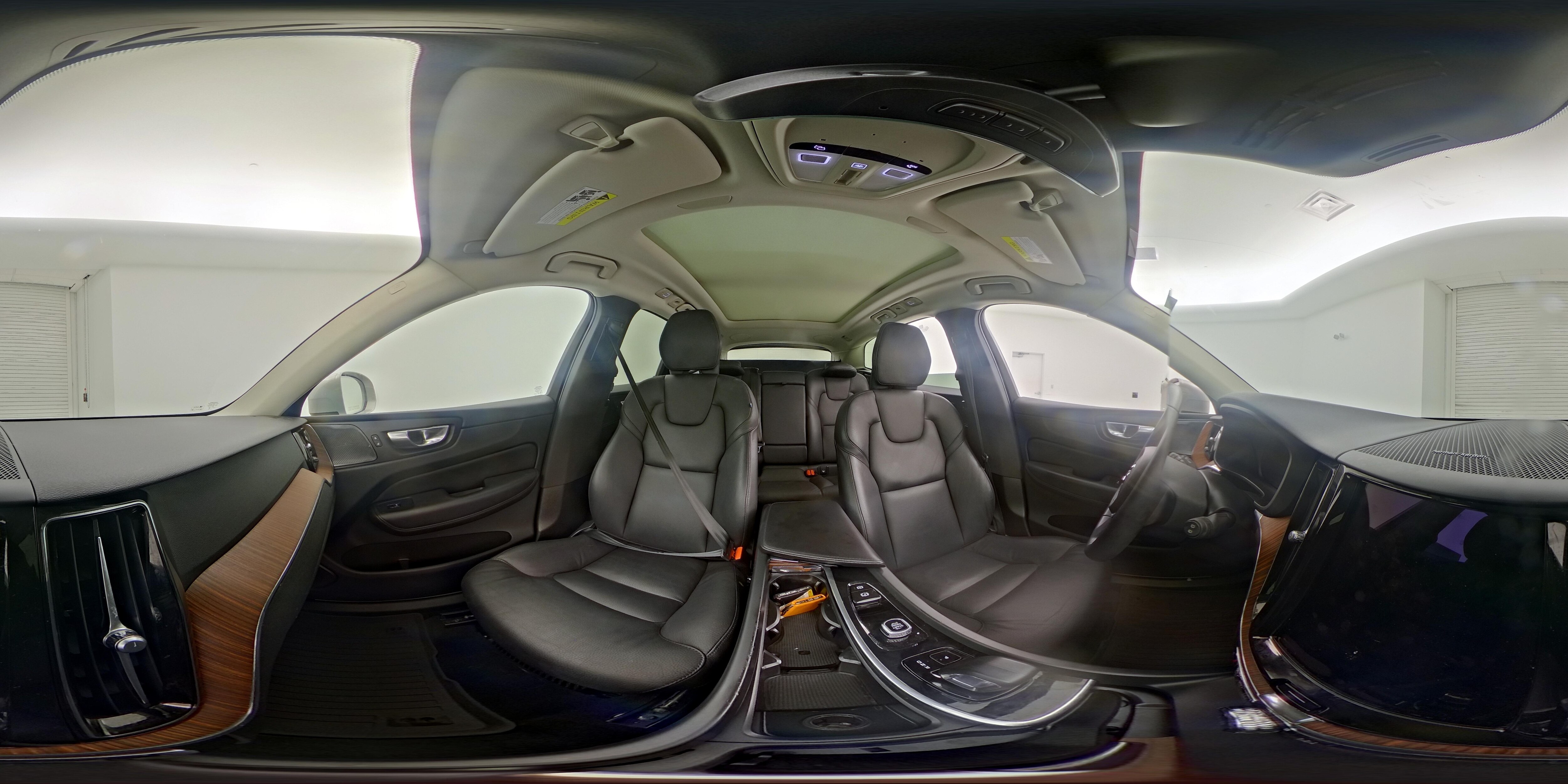 2023 Volvo XC60 Plus - Photo 26