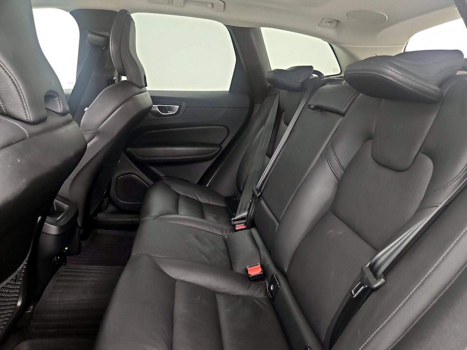 2023 Volvo XC60 Plus - Photo 22