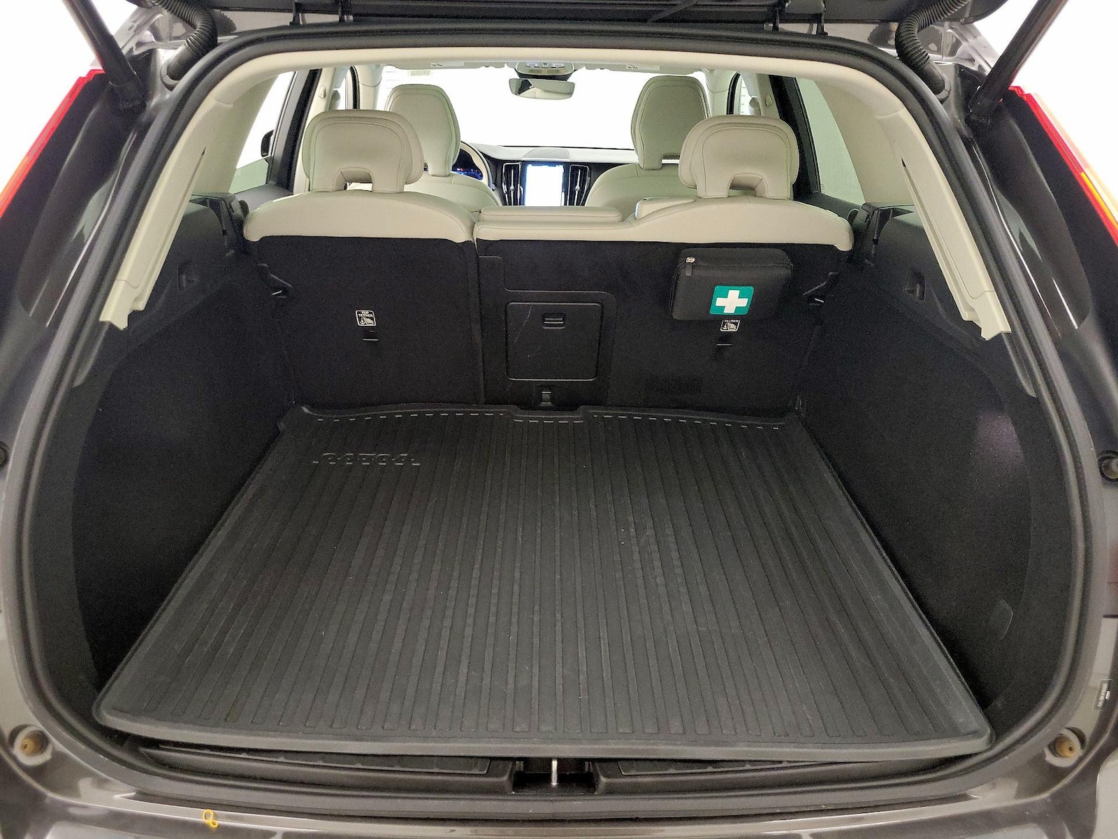 2024 Volvo XC60 Core - Photo 23