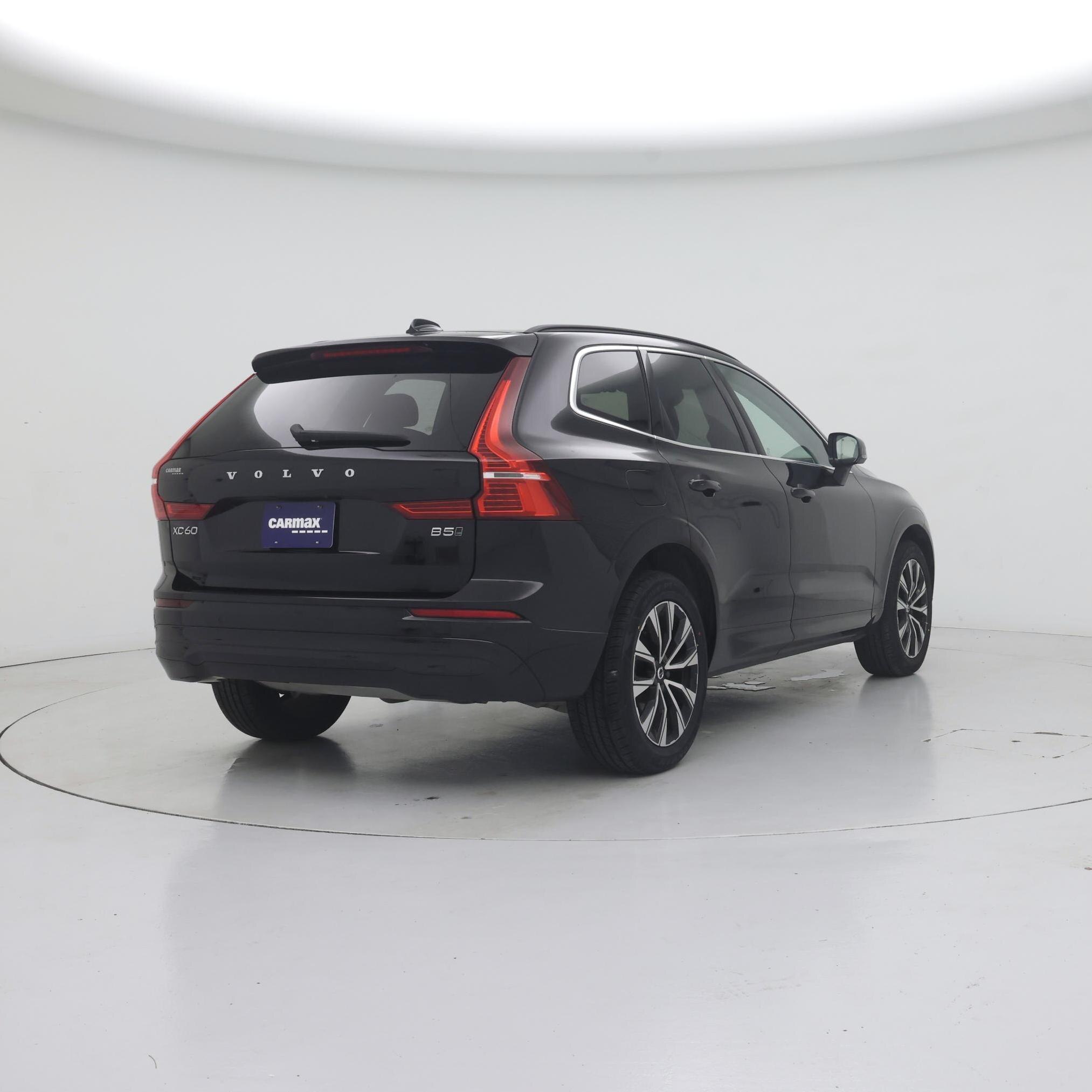Thumbnail: 2023 Volvo XC60 - 8