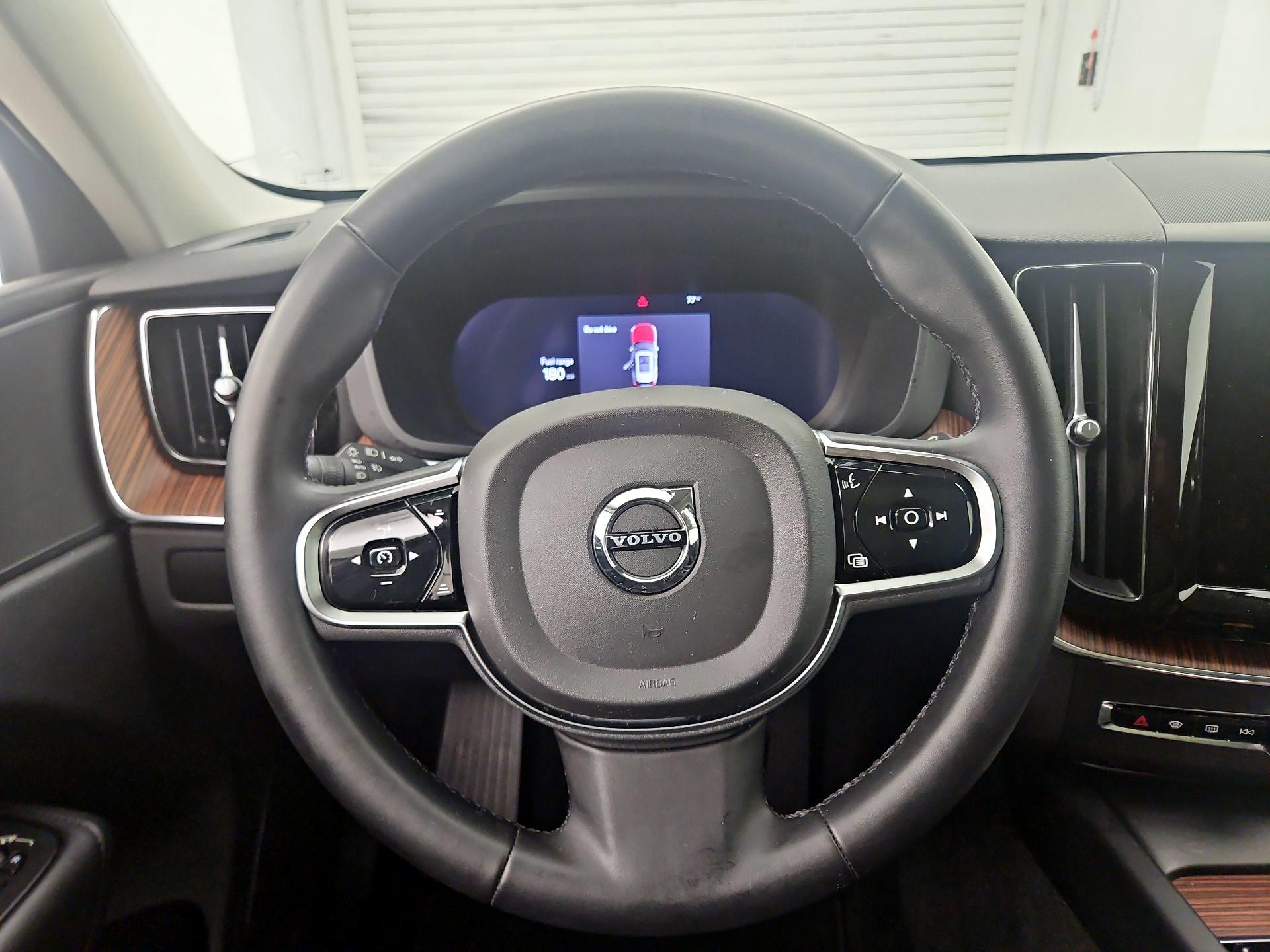 Thumbnail: 2024 Volvo XC60 - 10