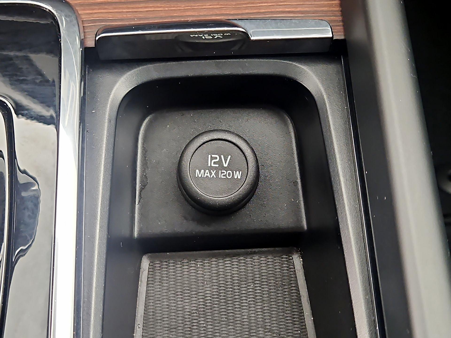 Thumbnail: 2024 Volvo XC60 - 19