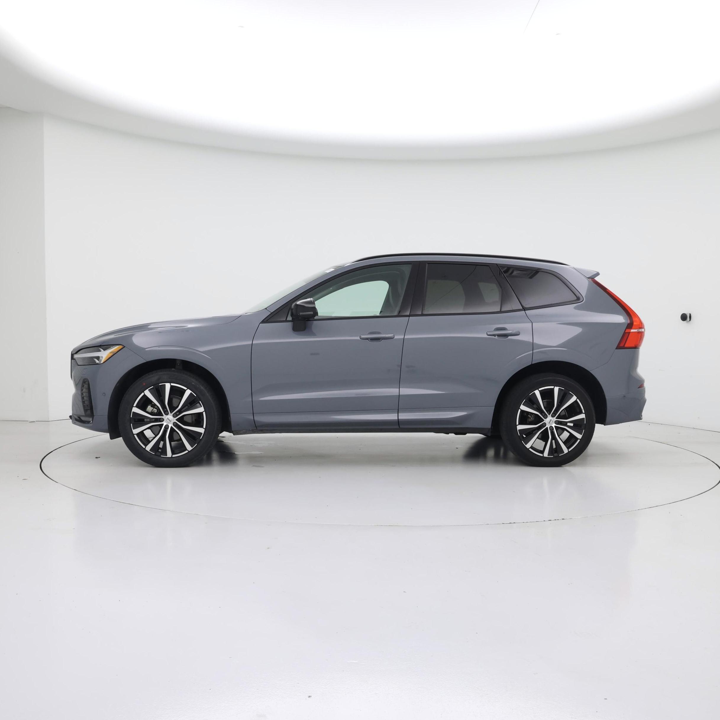 Thumbnail: 2024 Volvo XC60 - 3