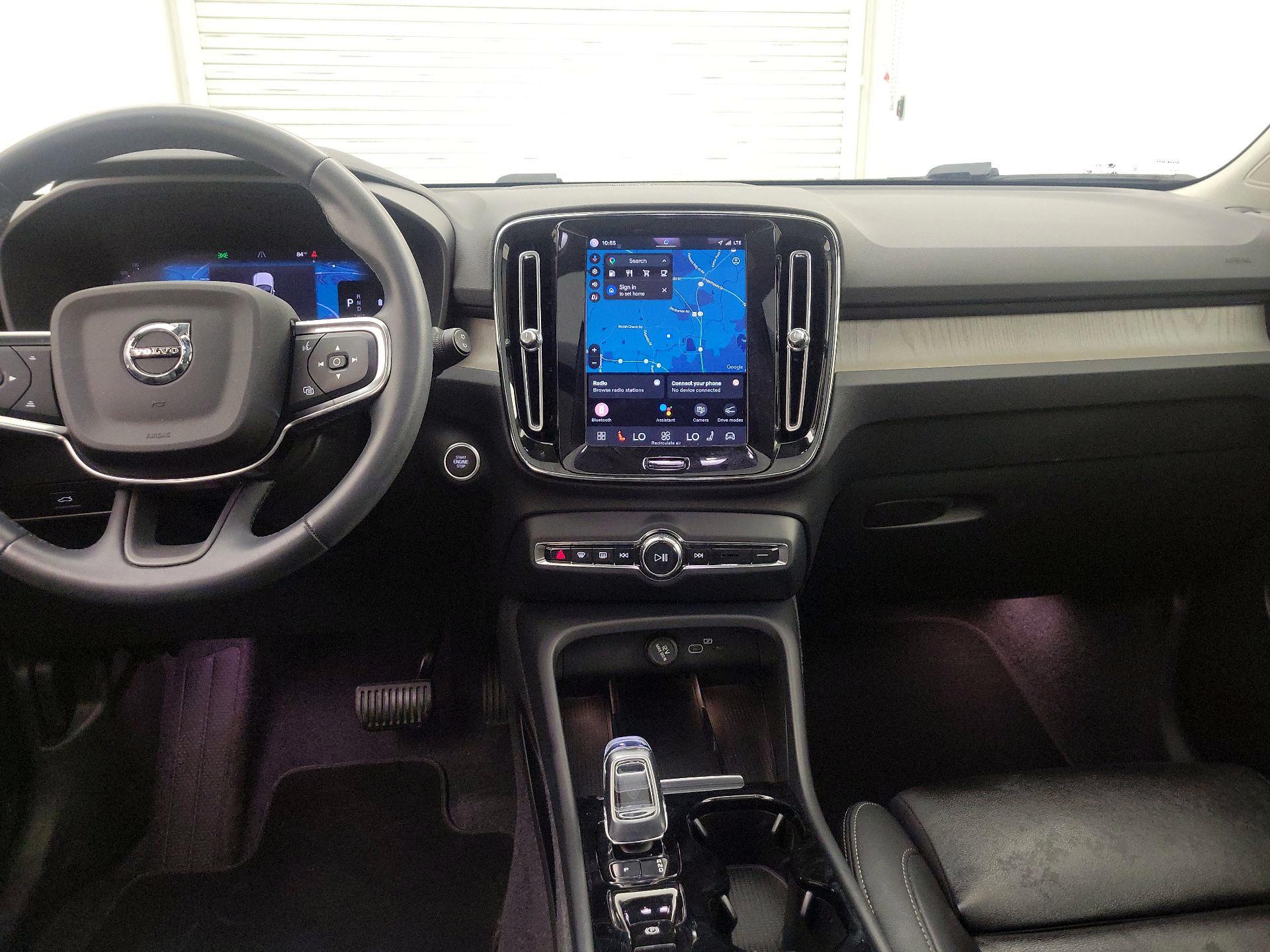 Thumbnail: 2024 Volvo XC40 - 9