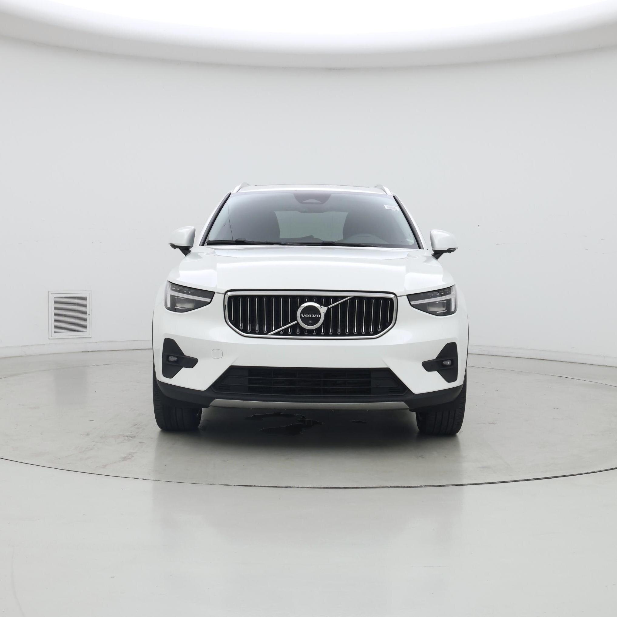 Thumbnail: 2024 Volvo XC40 - 5