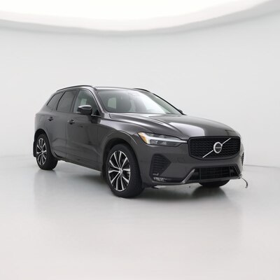 2024 Volvo XC60 B5 Plus Dark Theme