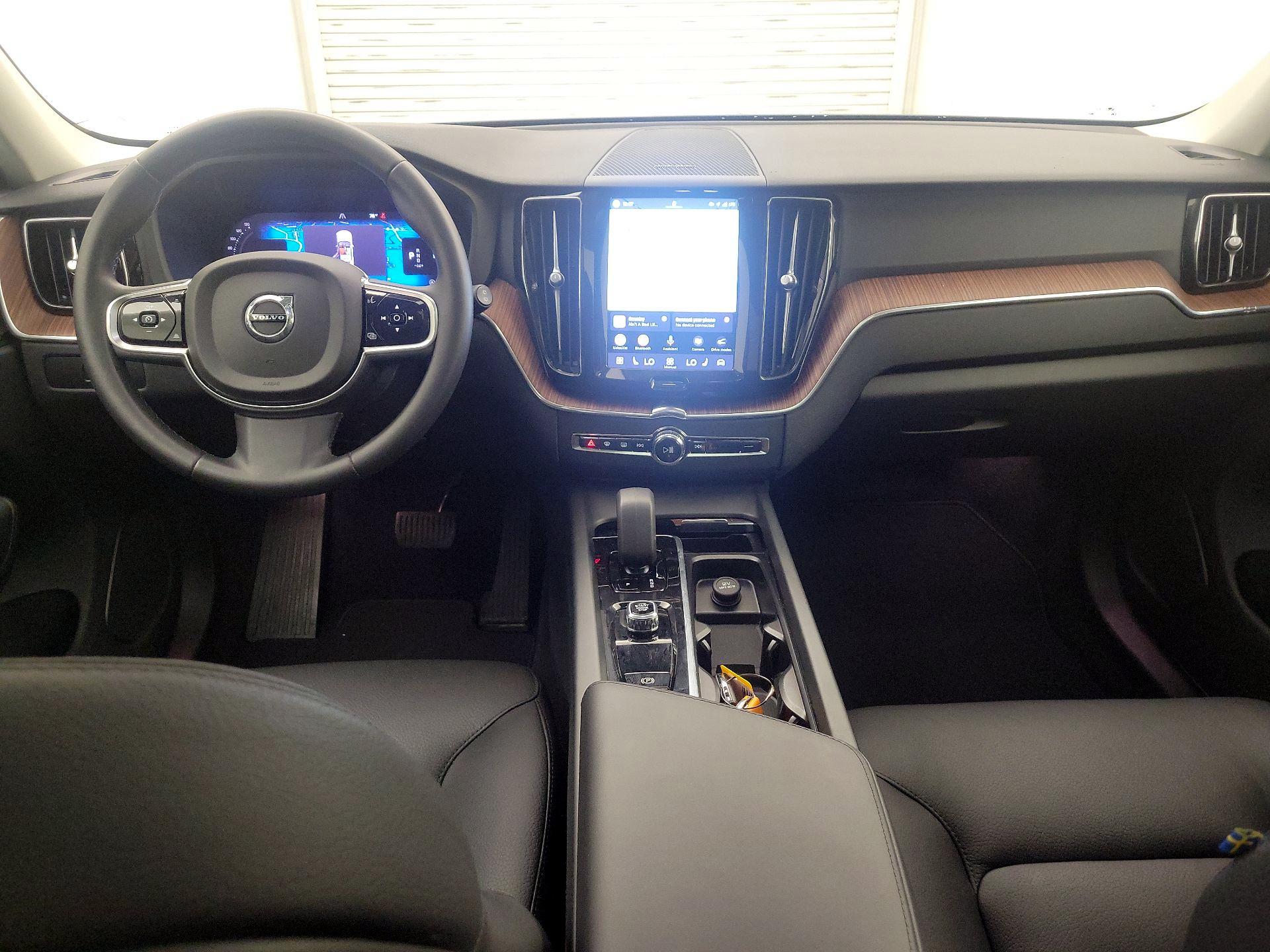 Thumbnail: 2024 Volvo XC60 - 9