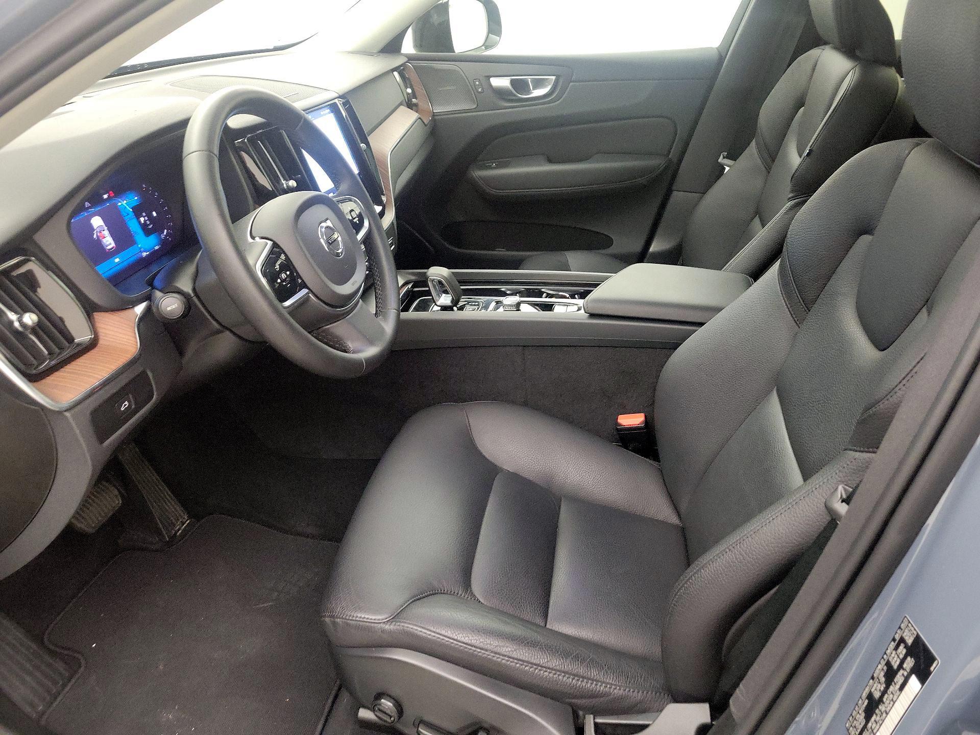 Thumbnail: 2024 Volvo XC60 - 11