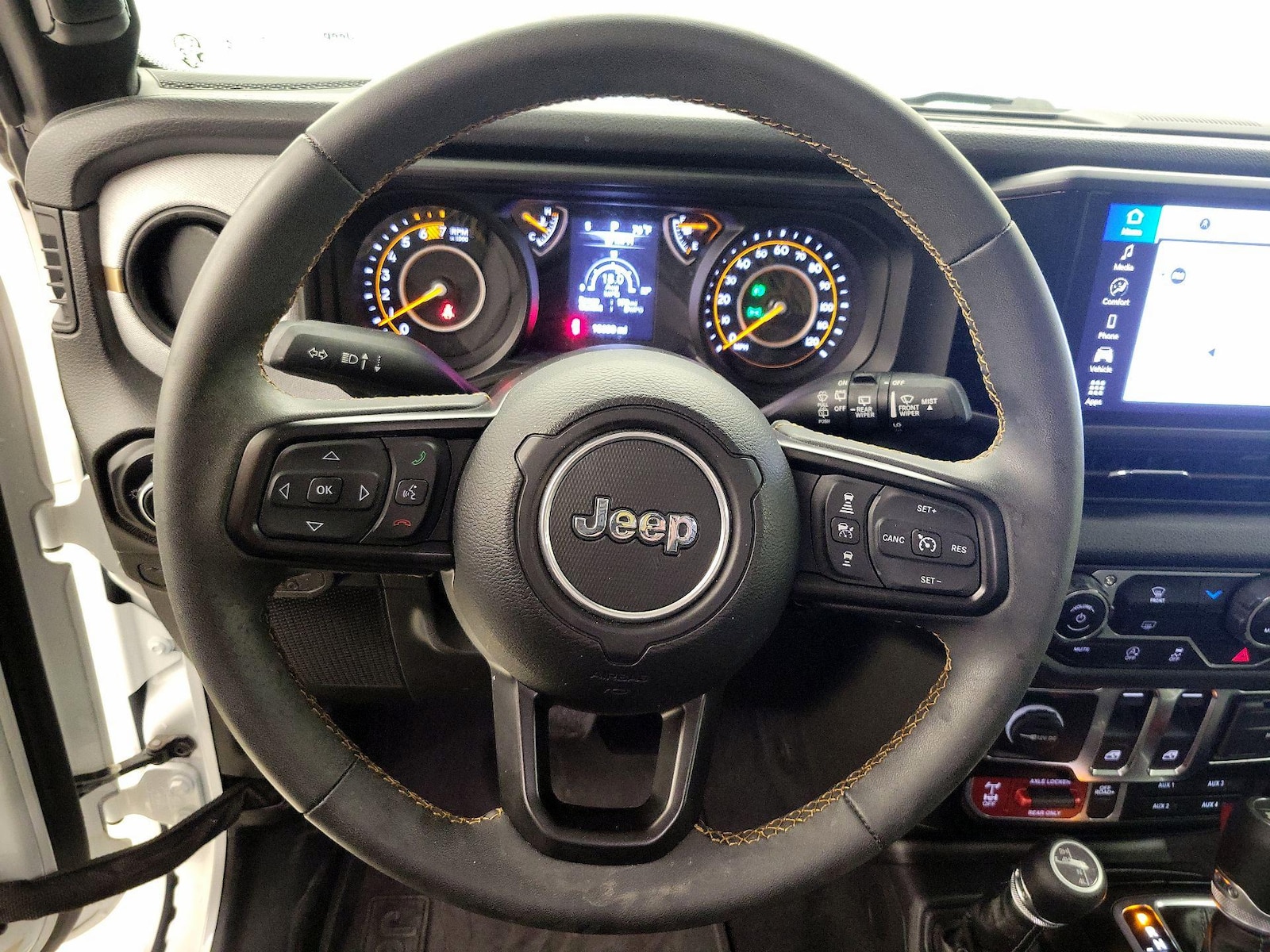 2024 Jeep Wrangler 2-Door Willys - Photo 11