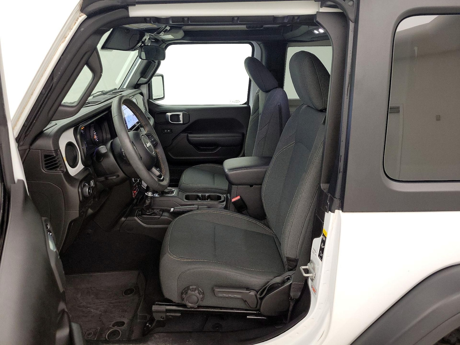 2024 Jeep Wrangler 2-Door Willys - Photo 12