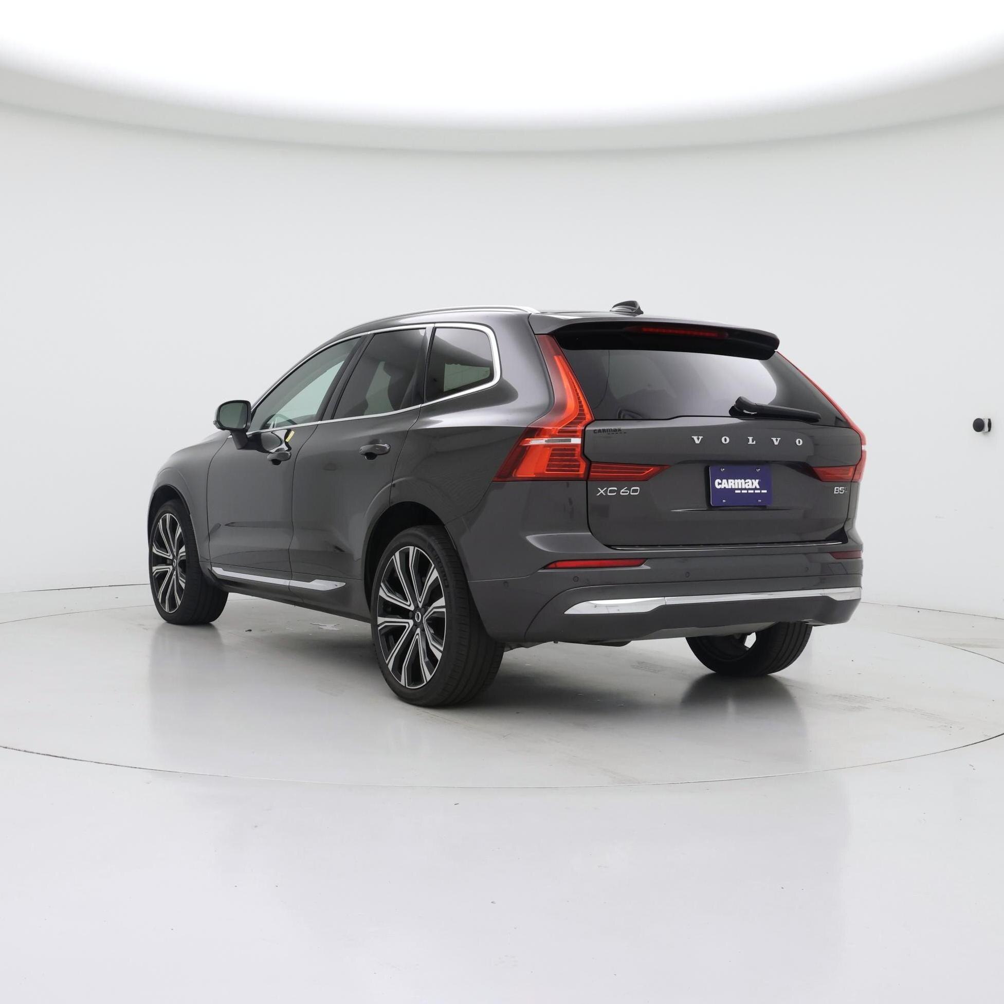 Thumbnail: 2023 Volvo XC60 - 2