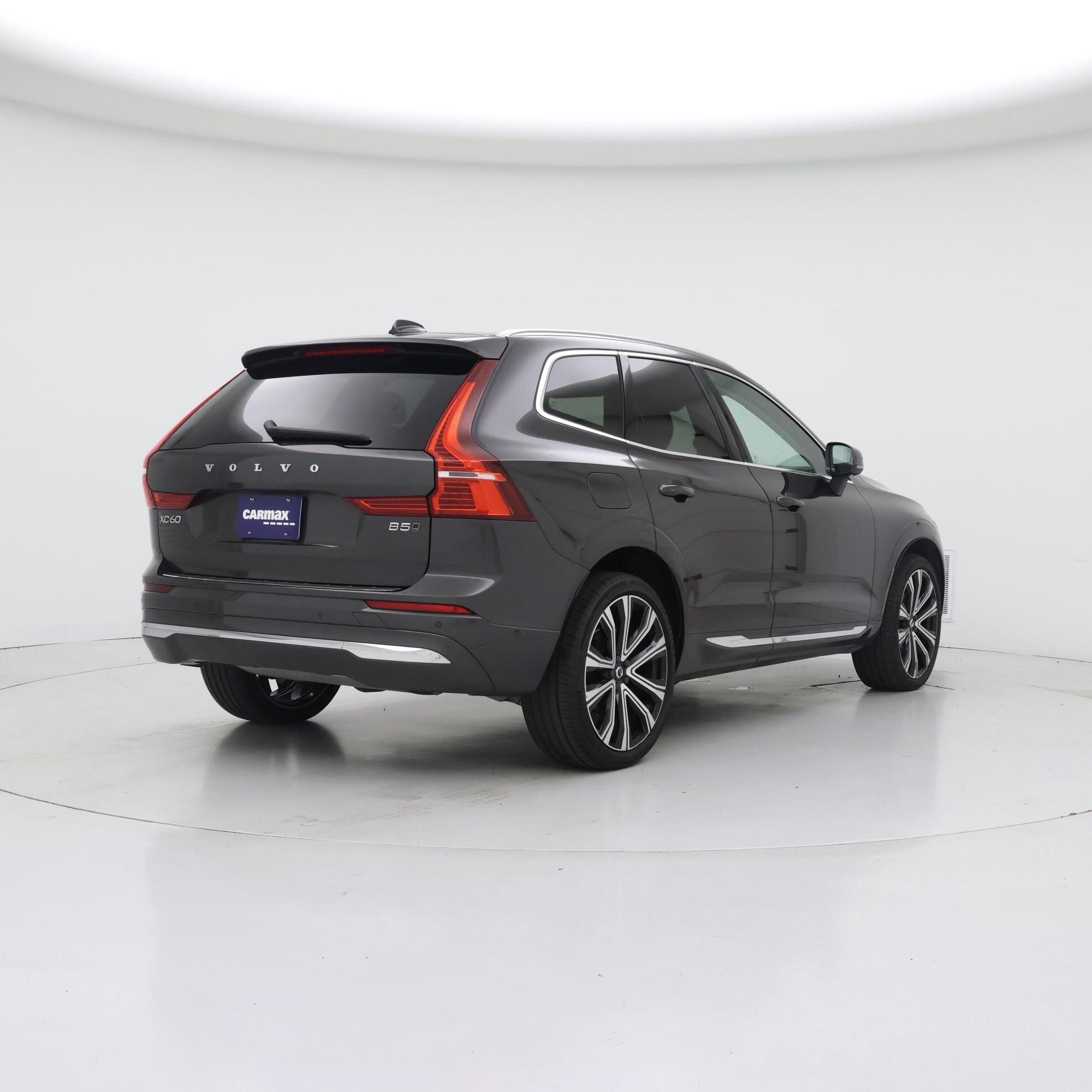 Thumbnail: 2023 Volvo XC60 - 8