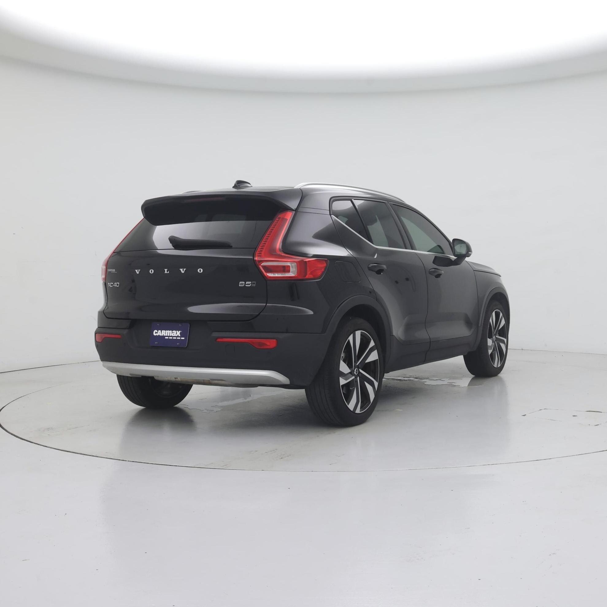 Thumbnail: 2024 Volvo XC40 - 8