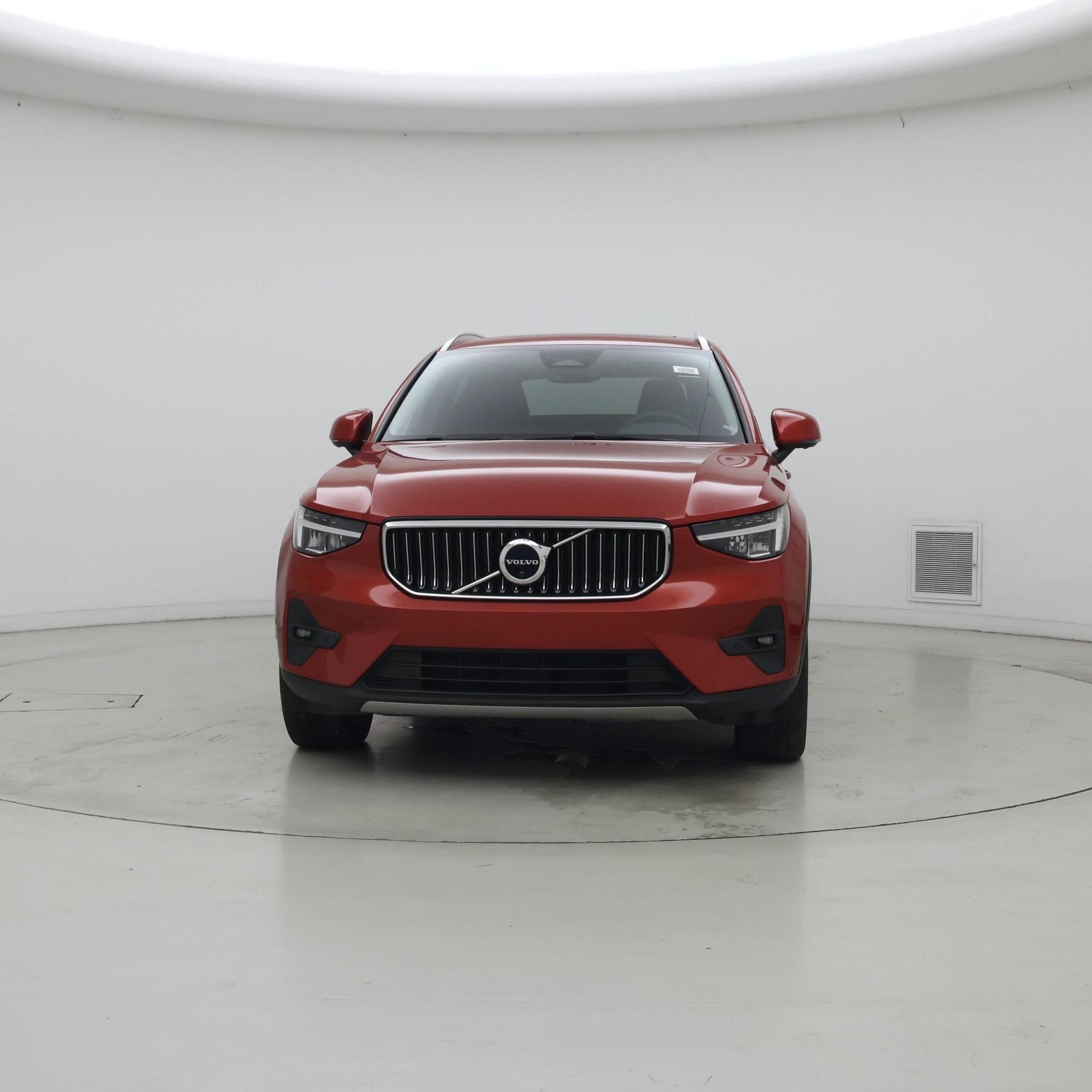 Thumbnail: 2023 Volvo XC40 - 5