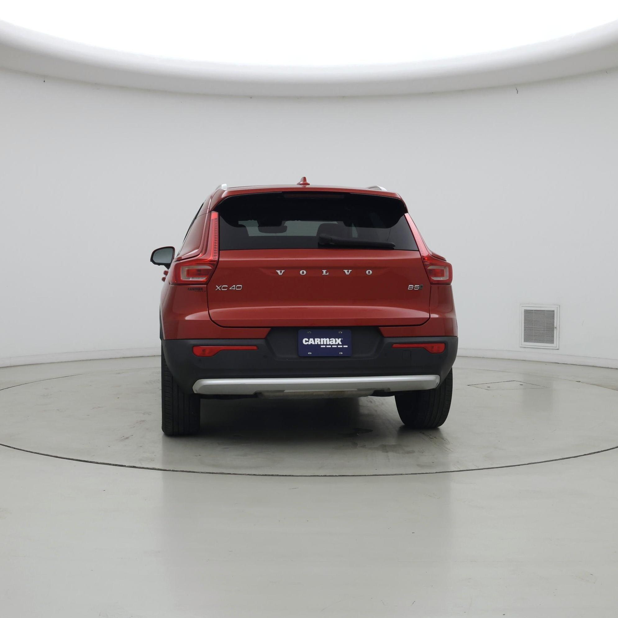 Thumbnail: 2023 Volvo XC40 - 6
