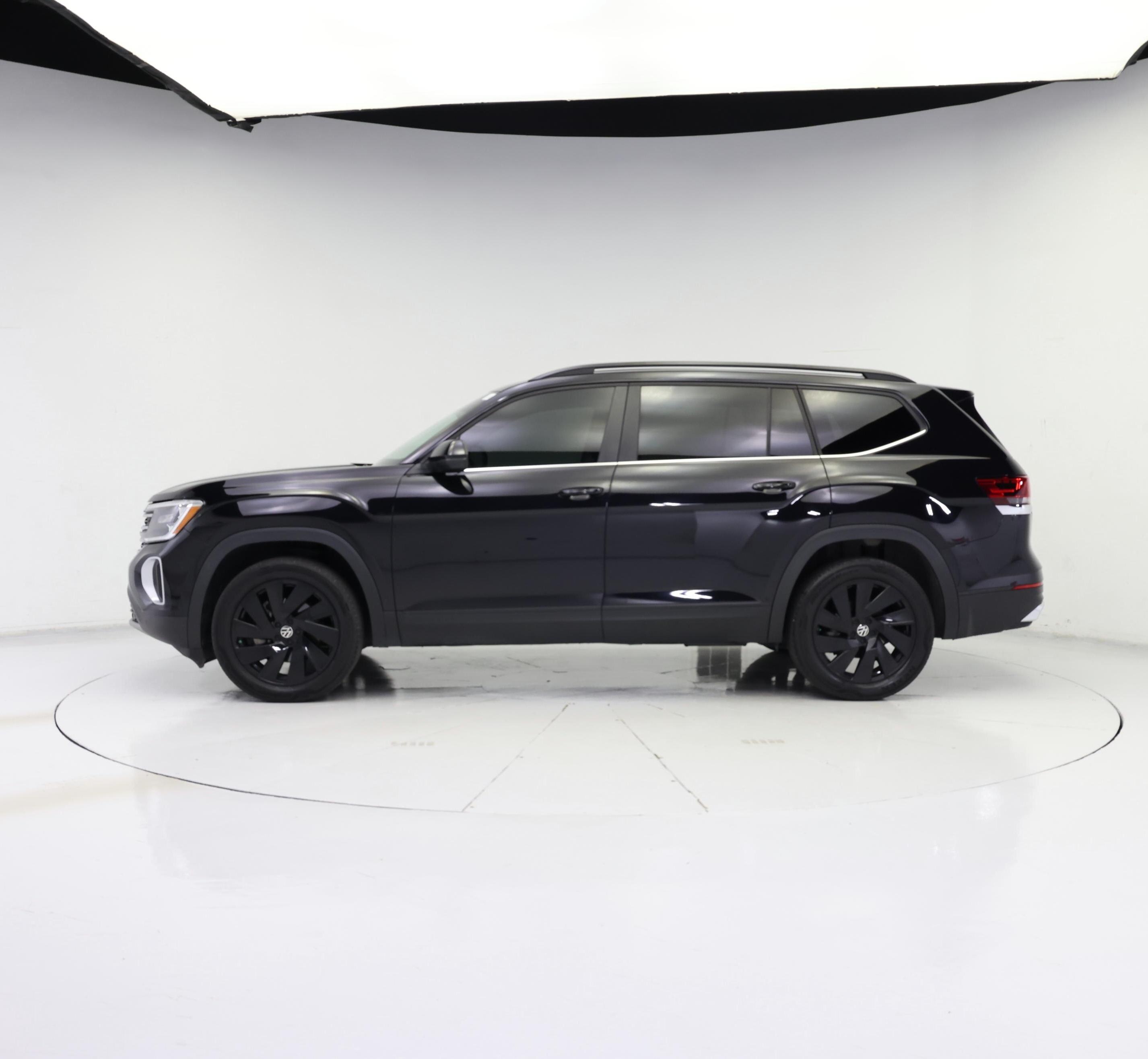 Thumbnail: 2024 Volkswagen Atlas - 3
