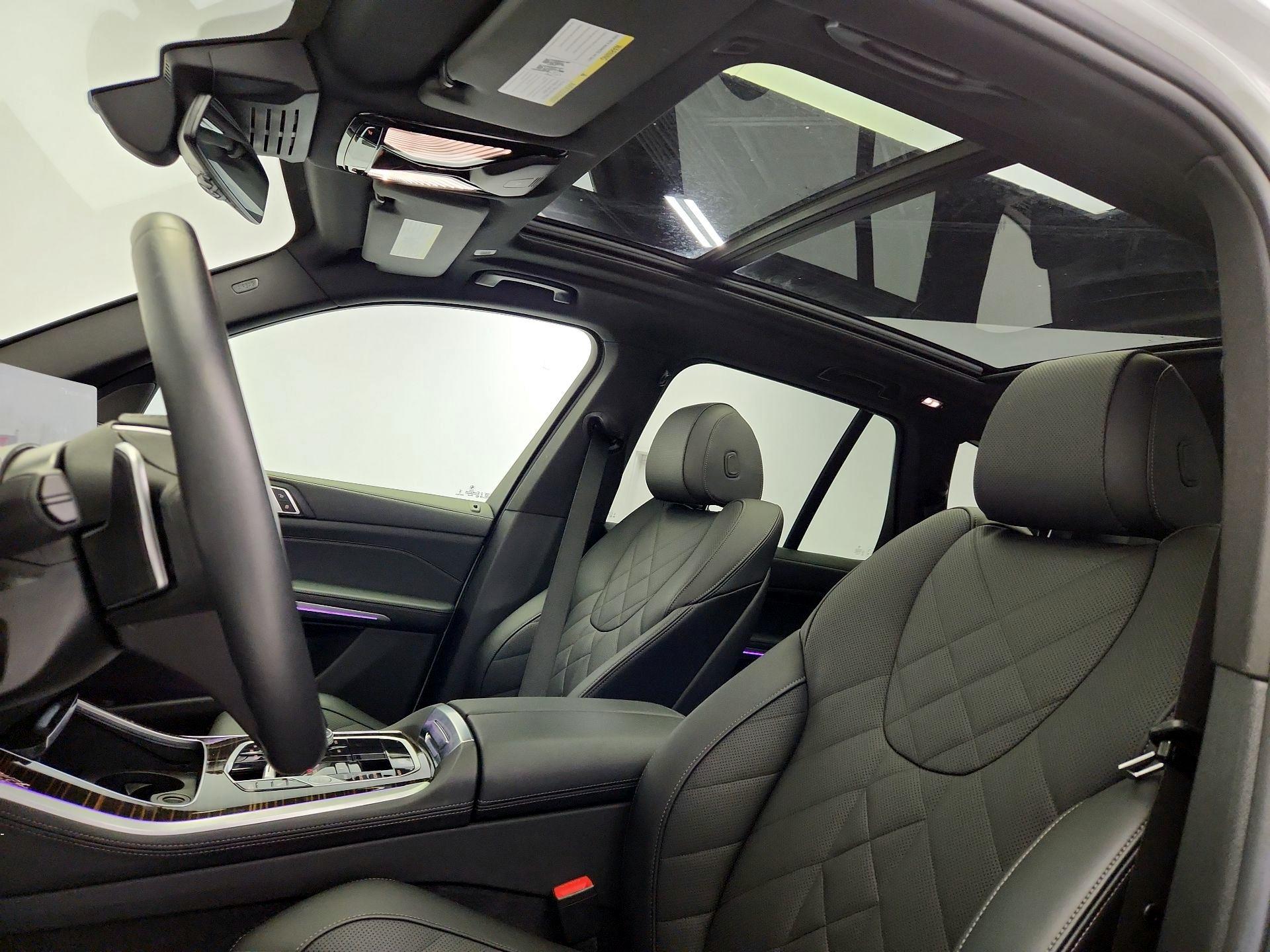 Thumbnail: 2026 BMW X5 - 20