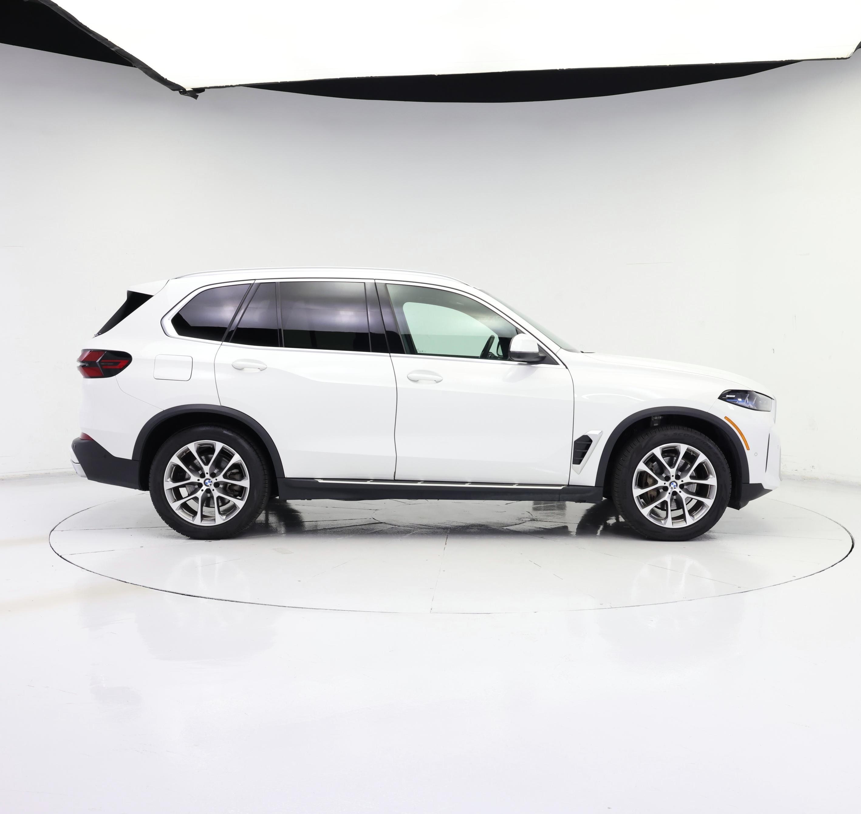 Thumbnail: 2026 BMW X5 - 7