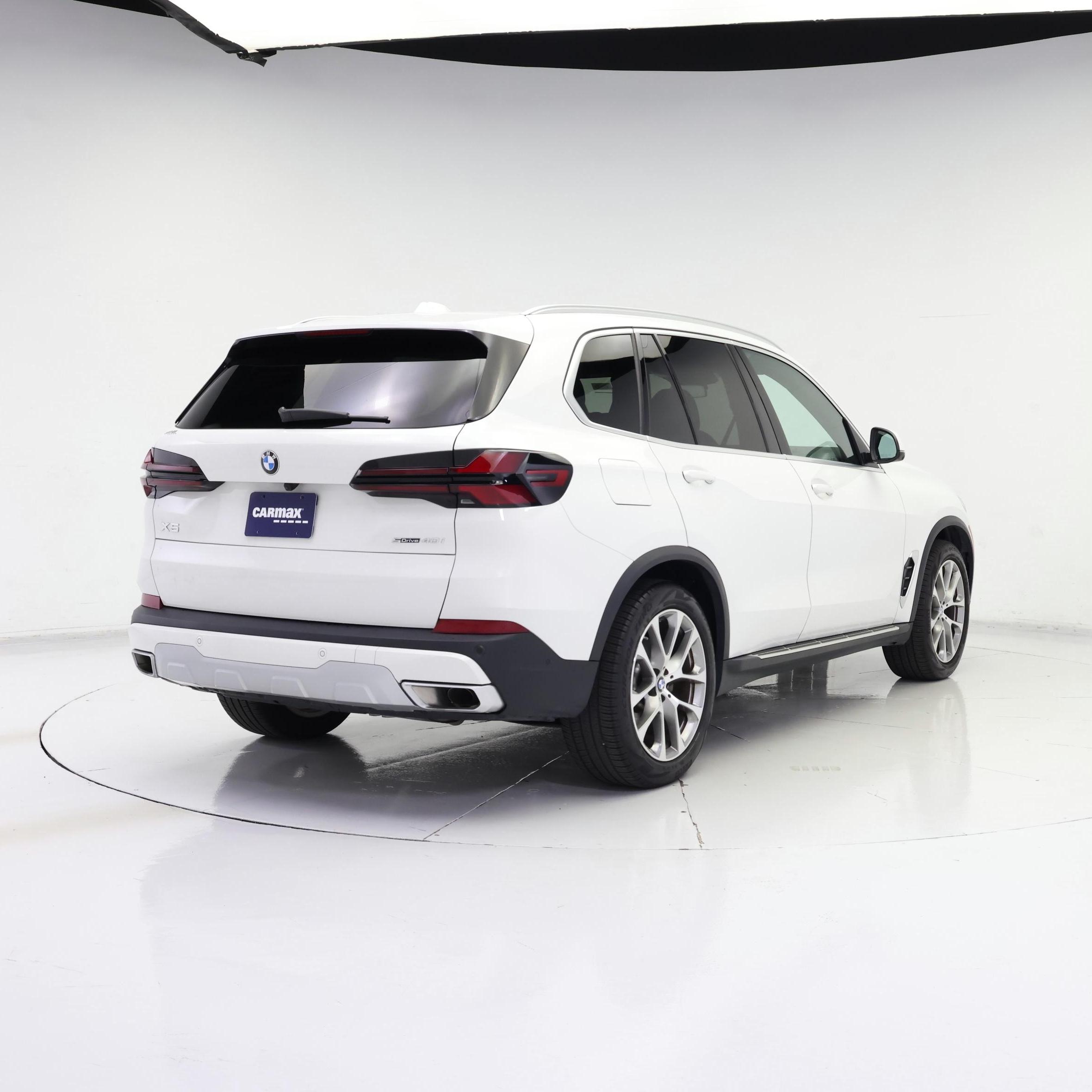 Thumbnail: 2026 BMW X5 - 8
