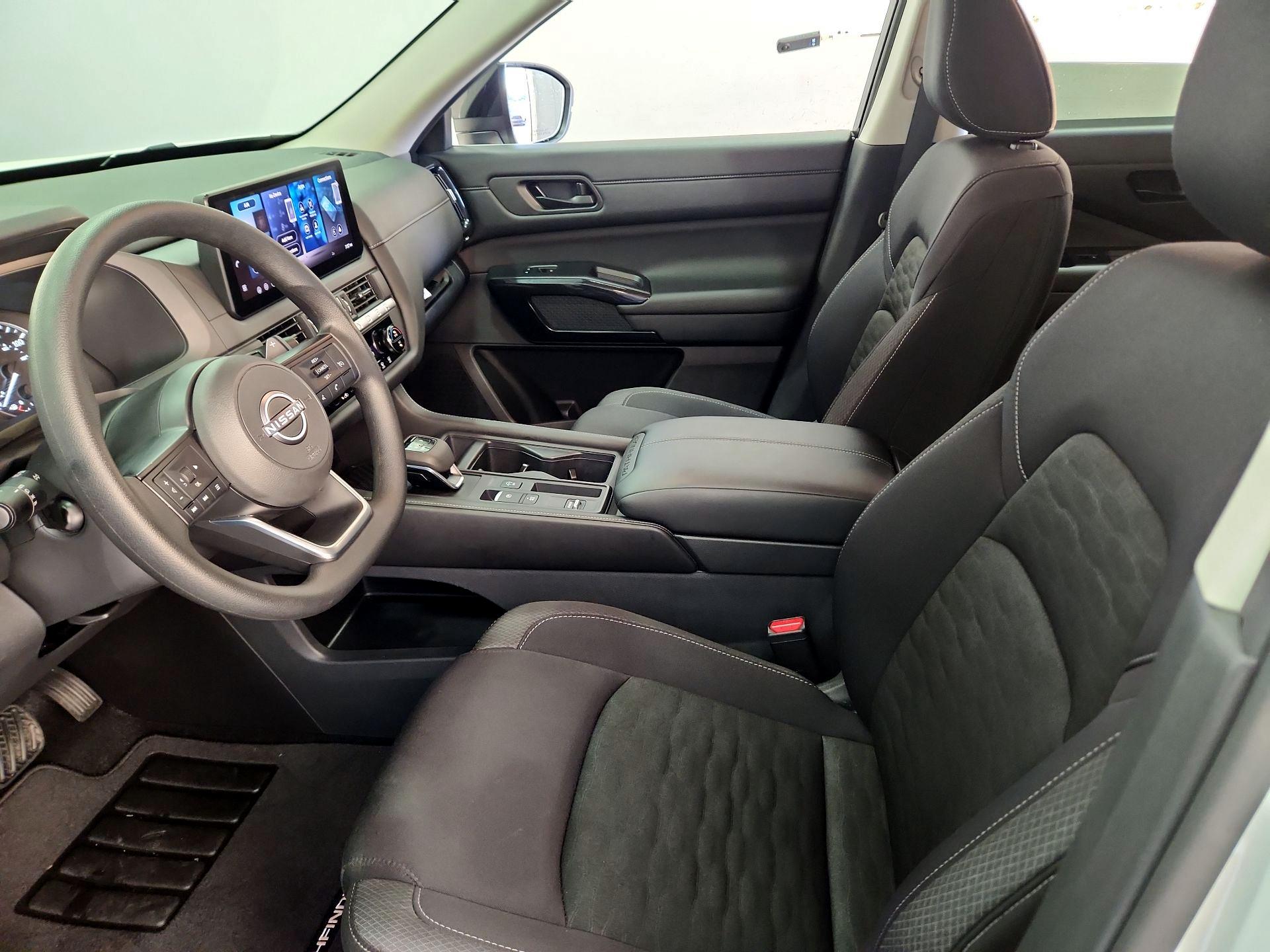 Thumbnail: 2026 Nissan Pathfinder - 11