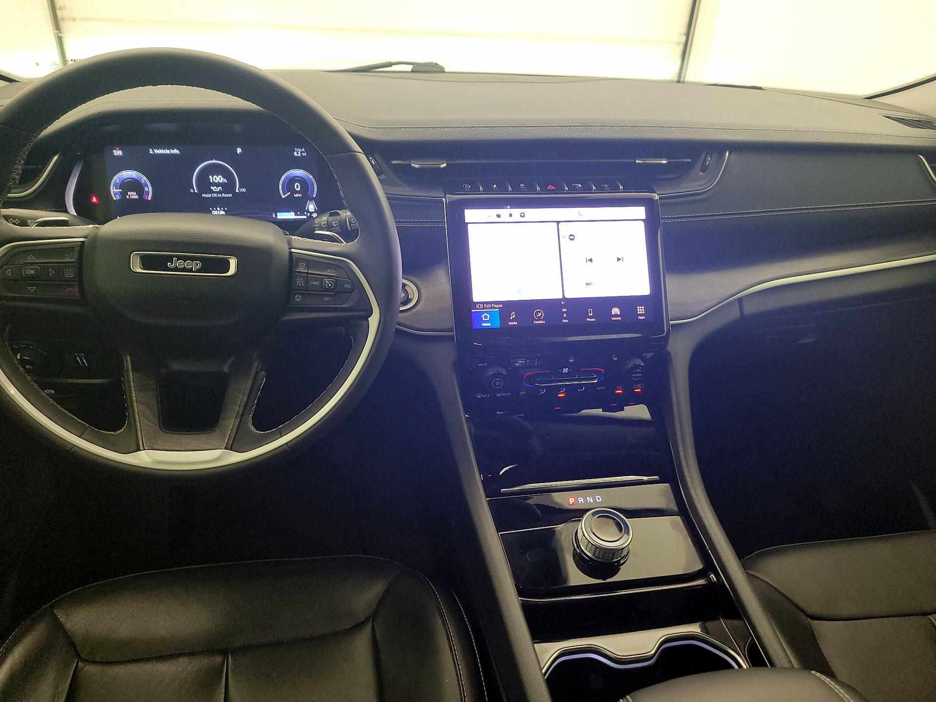 Thumbnail: 2023 Jeep Grand Cherokee - 9