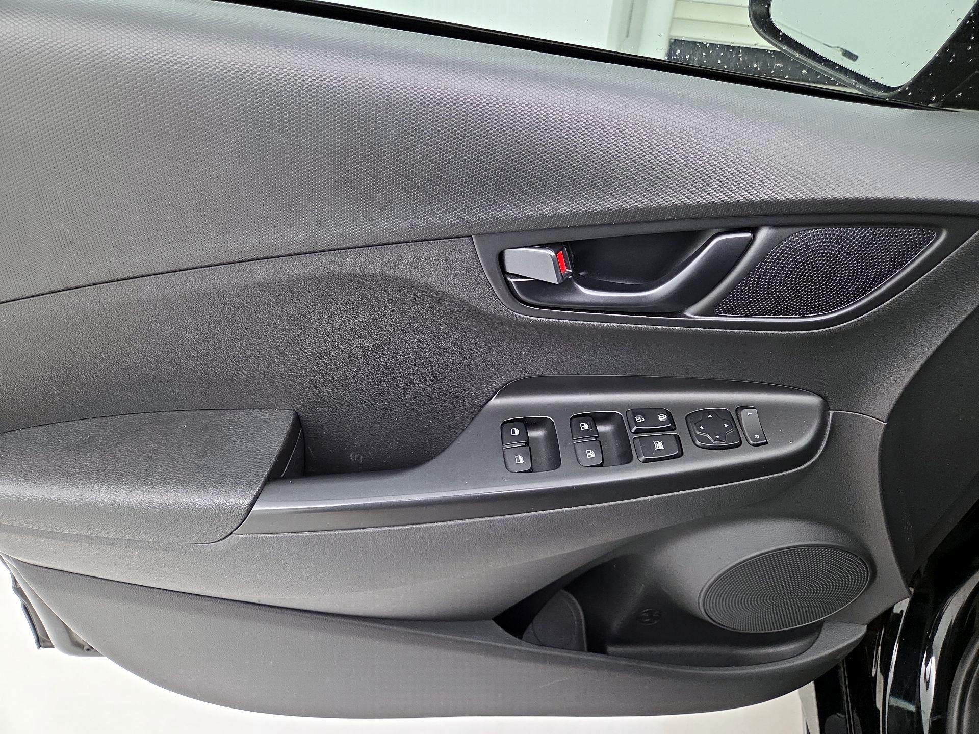 Thumbnail: 2023 Hyundai Kona - 12