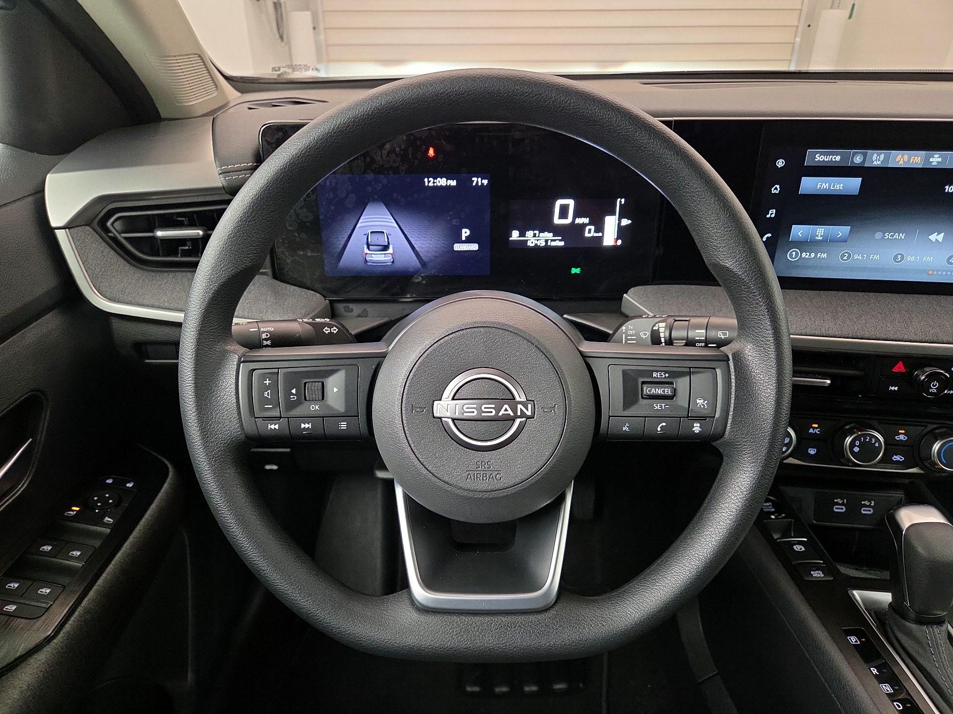 Thumbnail: 2025 Nissan Kicks - 10