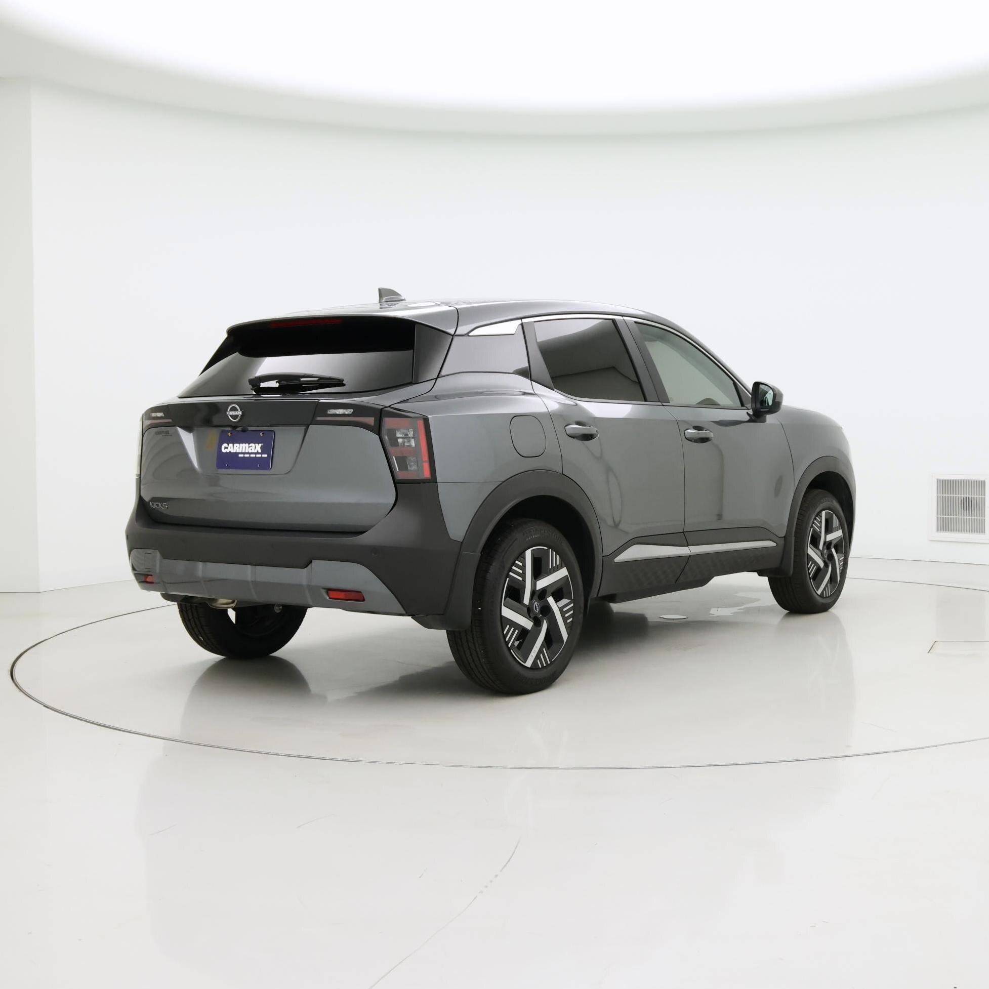 Thumbnail: 2025 Nissan Kicks - 8