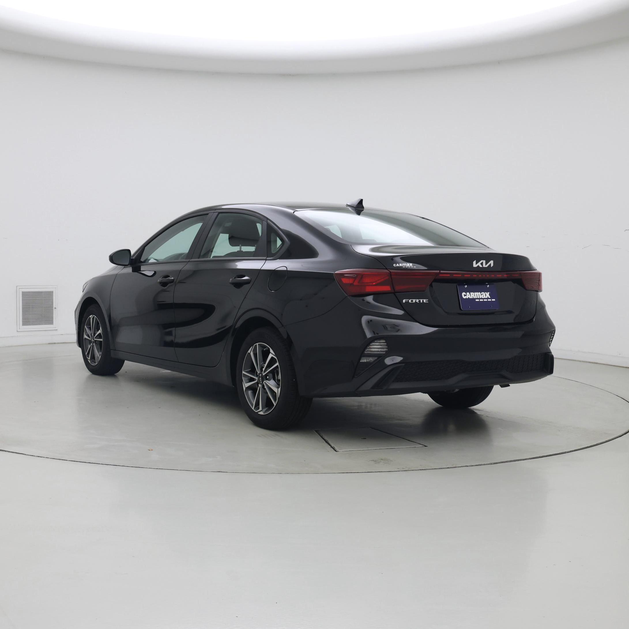 Thumbnail: 2024 Kia Forte - 2