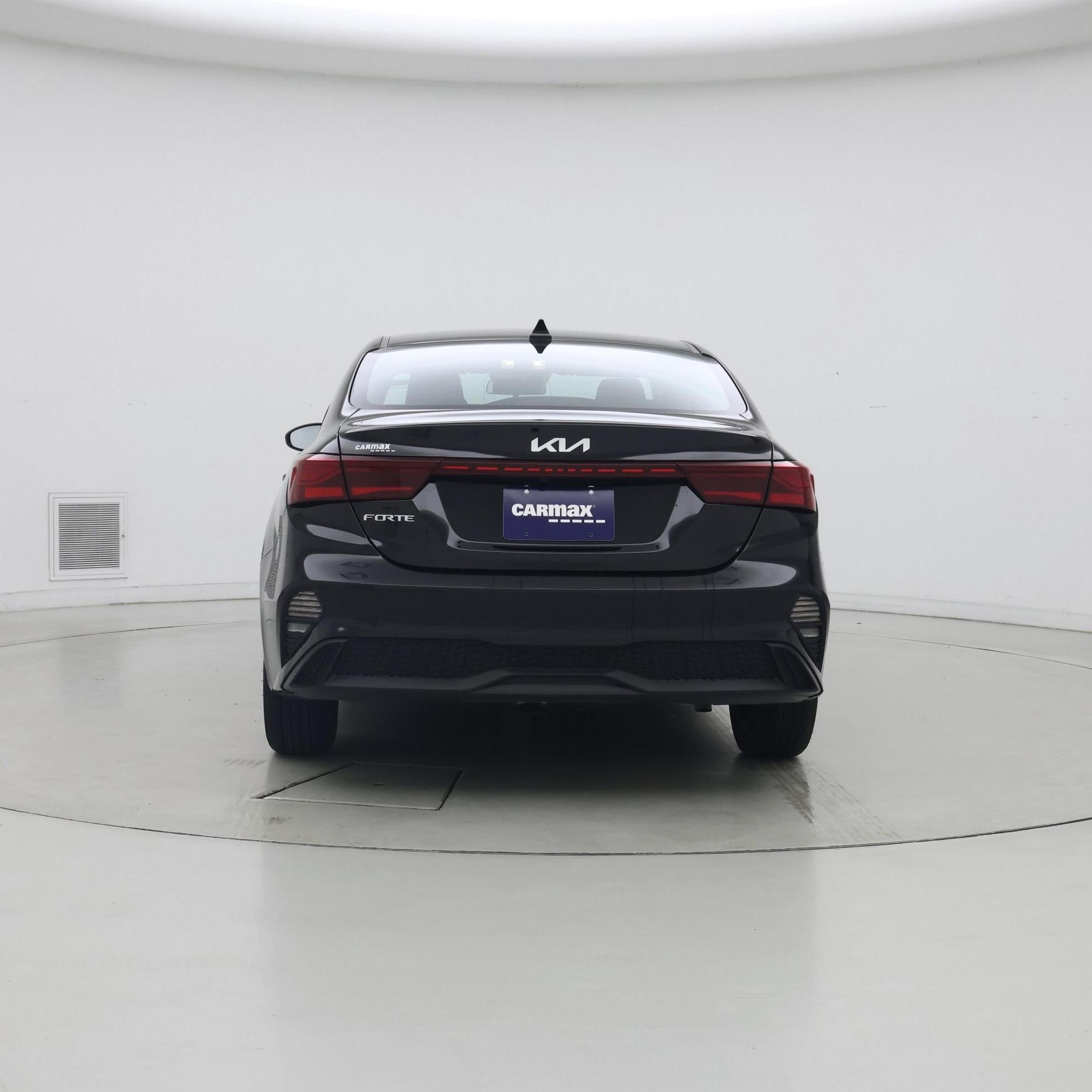 Thumbnail: 2024 Kia Forte - 6