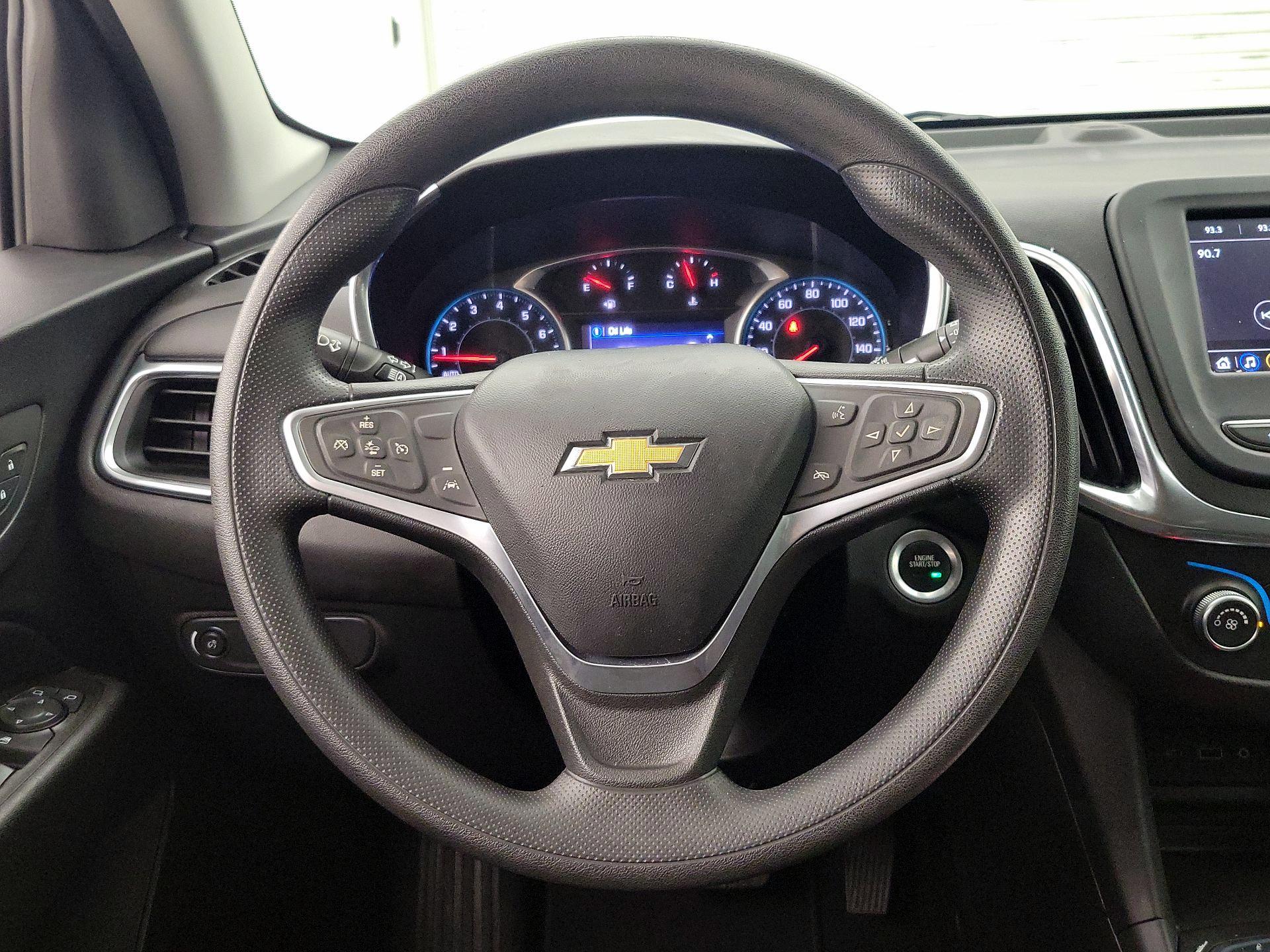 Thumbnail: 2022 Chevrolet Equinox - 10