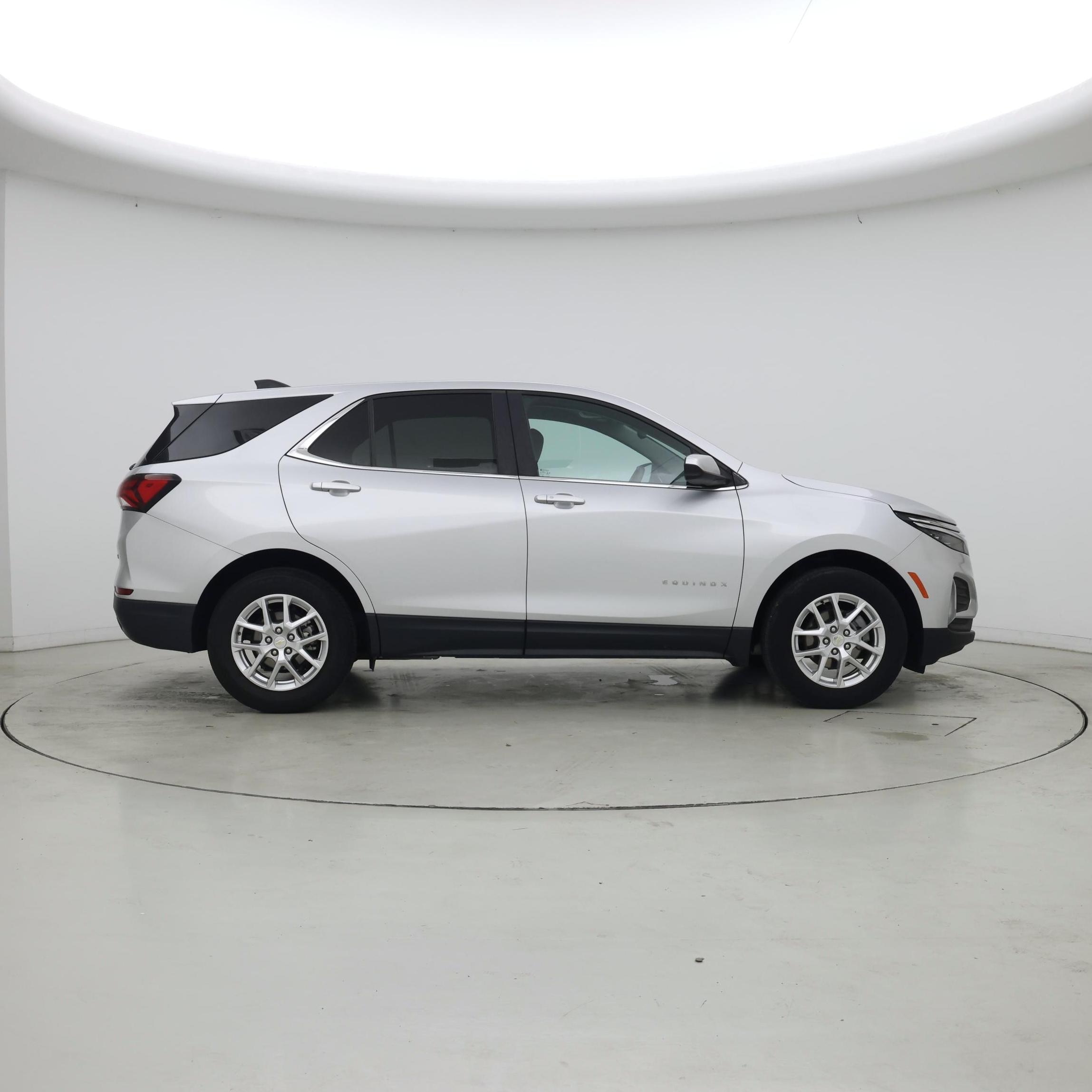 Thumbnail: 2022 Chevrolet Equinox - 7